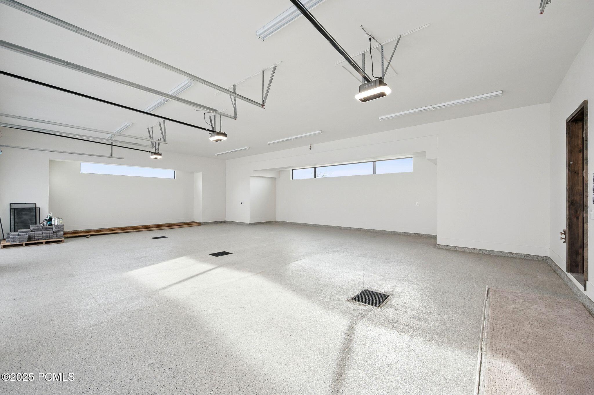 2005 Lookout Peak Circle