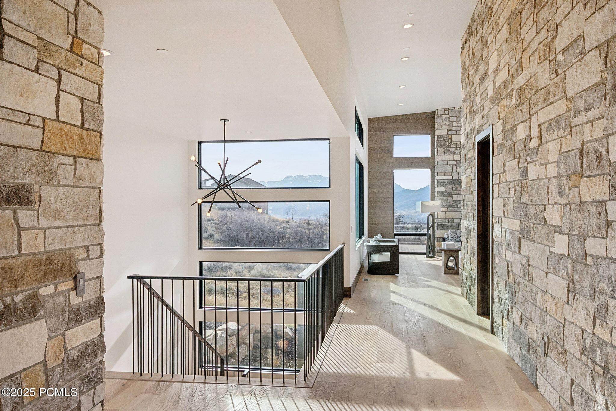 2005 Lookout Peak Circle