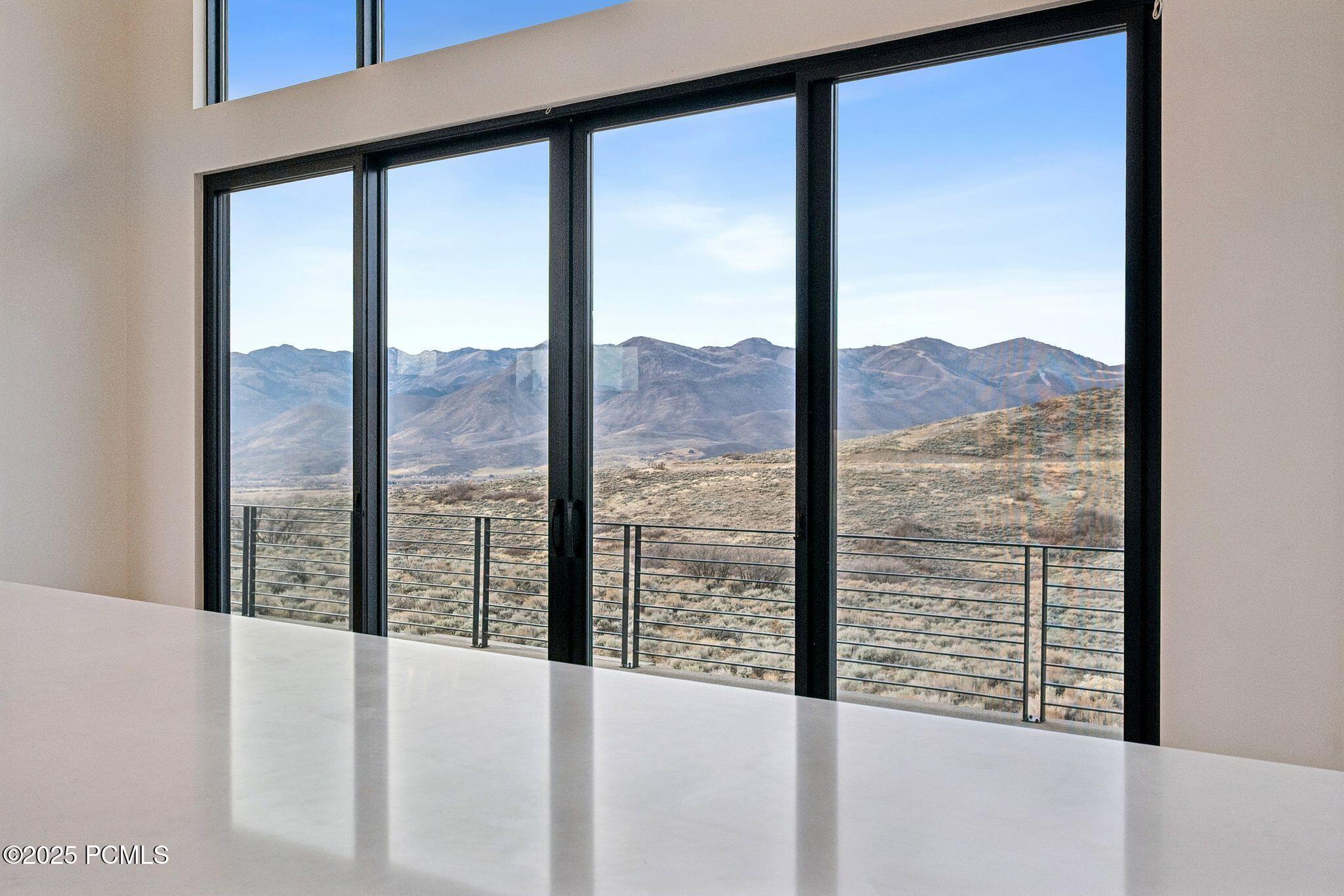 2005 Lookout Peak Circle