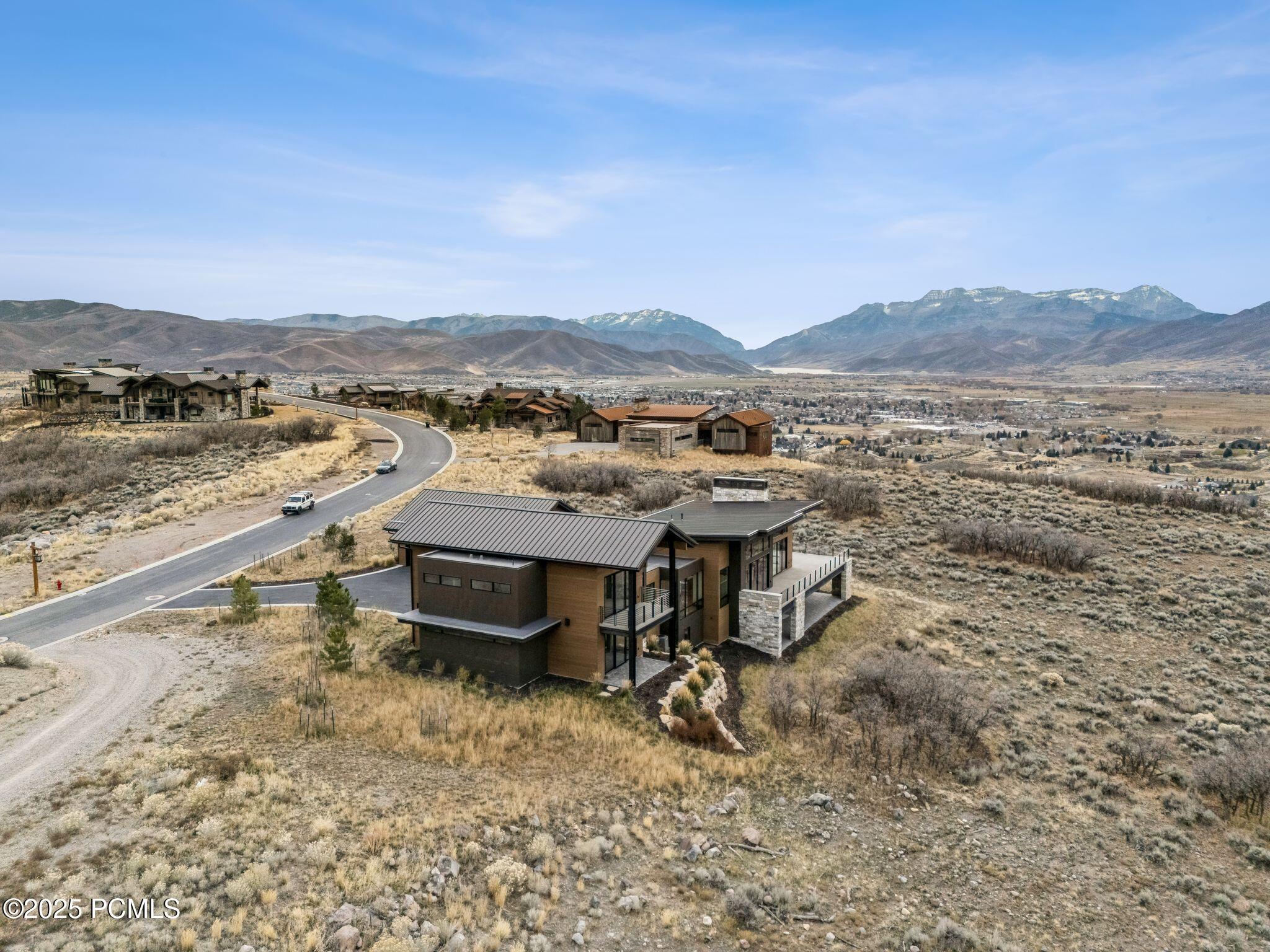 2005 Lookout Peak Circle
