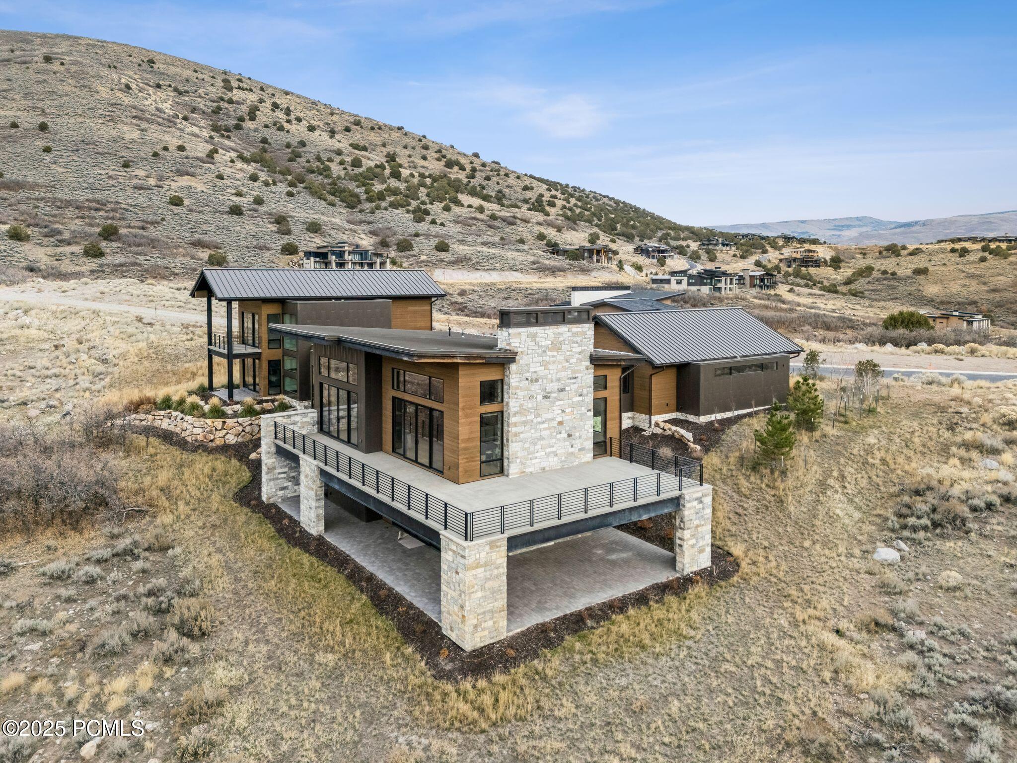 2005 Lookout Peak Circle