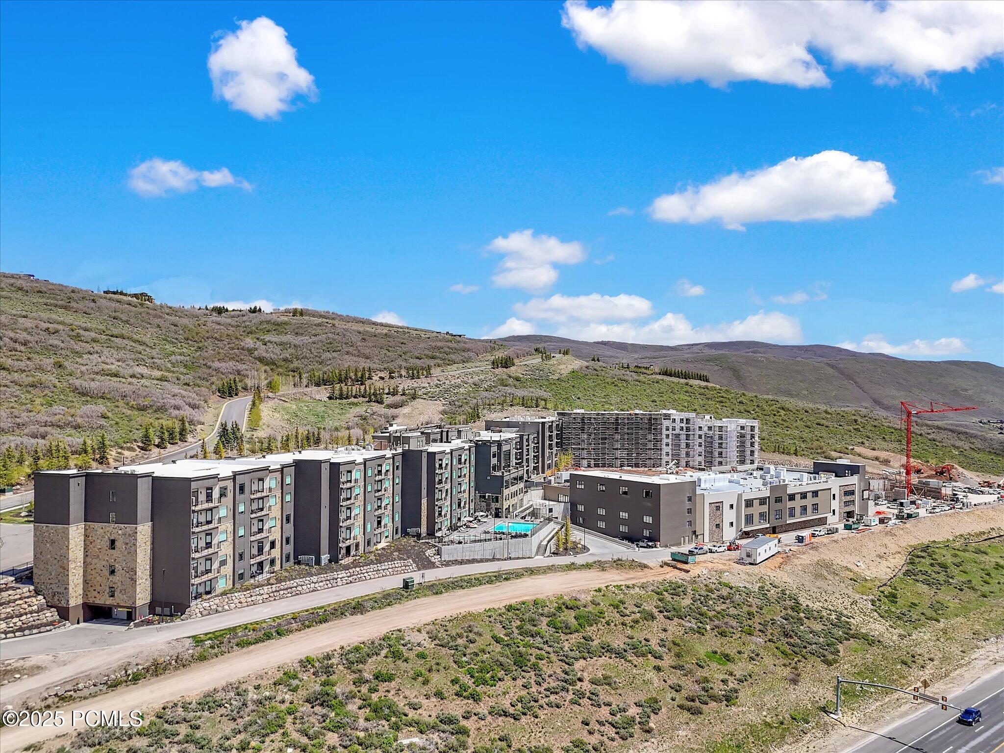909 W Peace Tree Trail 203