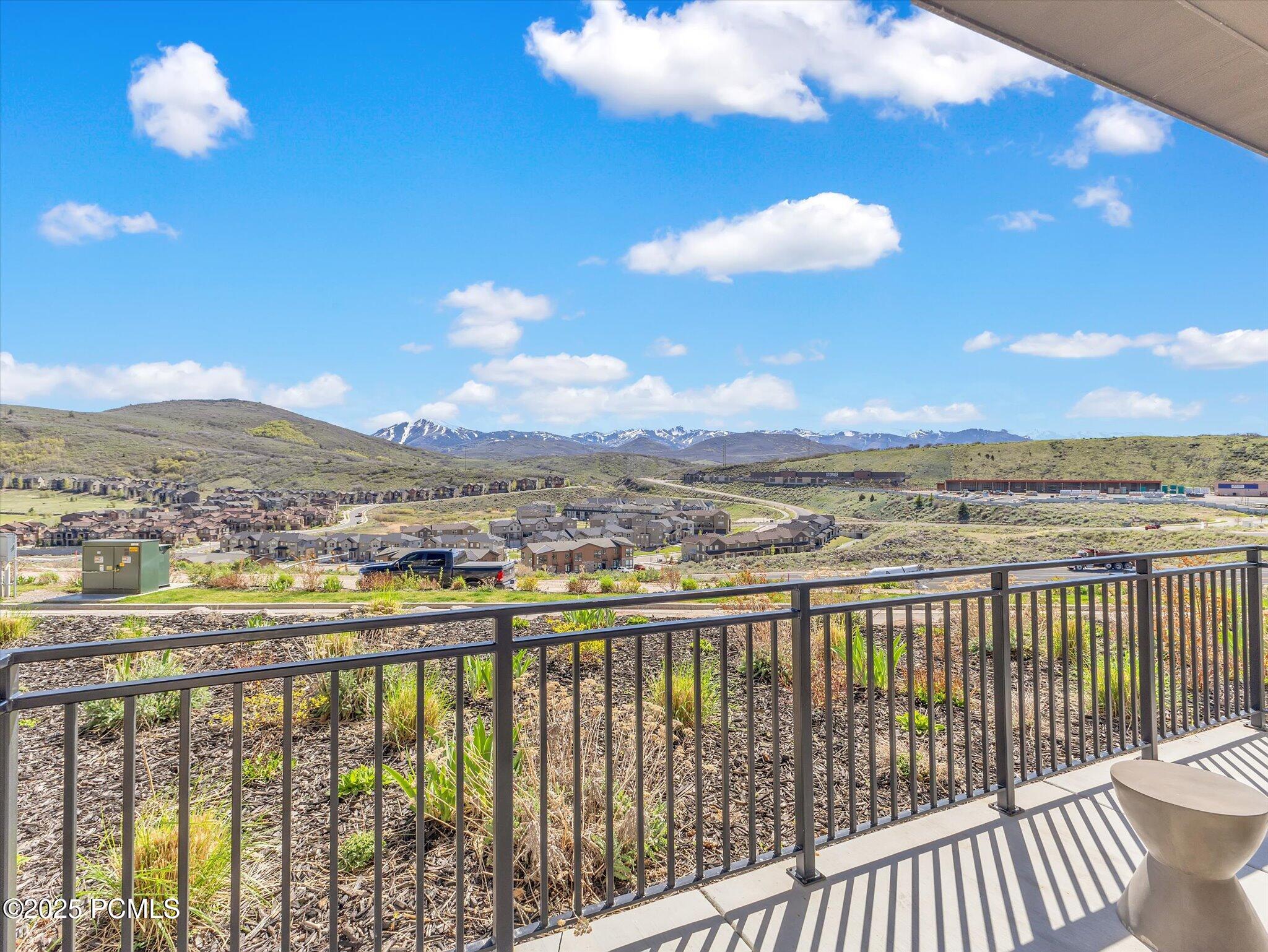 909 W Peace Tree Trail 203