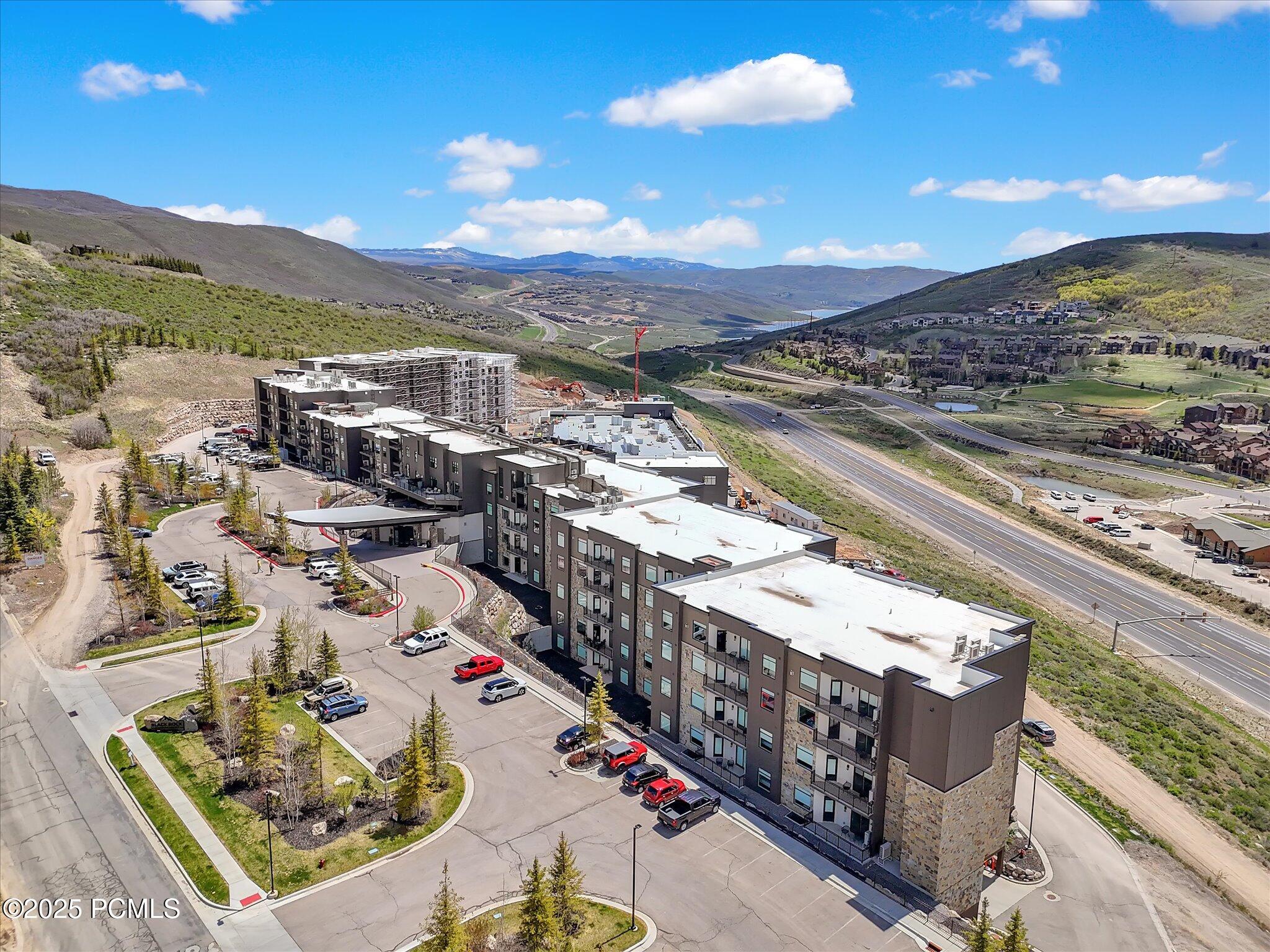 909 W Peace Tree Trail 203