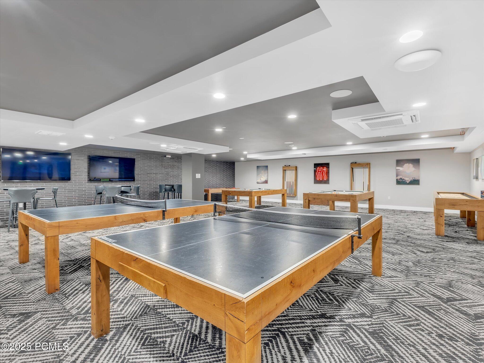 909 W Peace Tree Trail 203