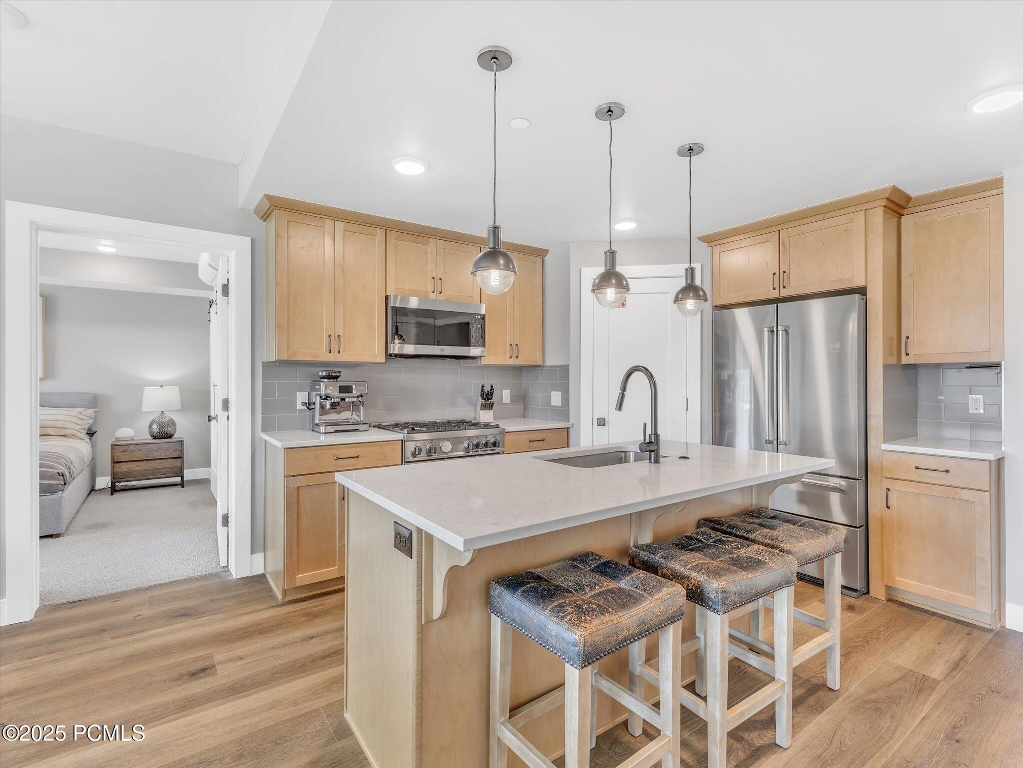 909 W Peace Tree Trail 203