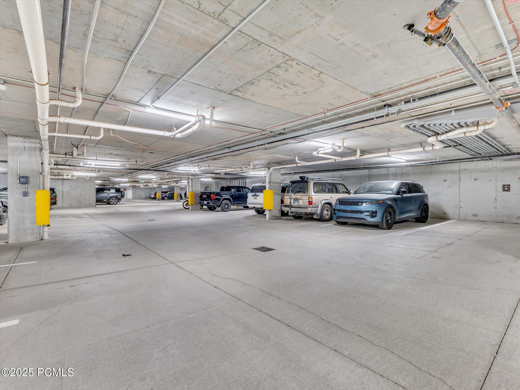 909 W Peace Tree Trail 203