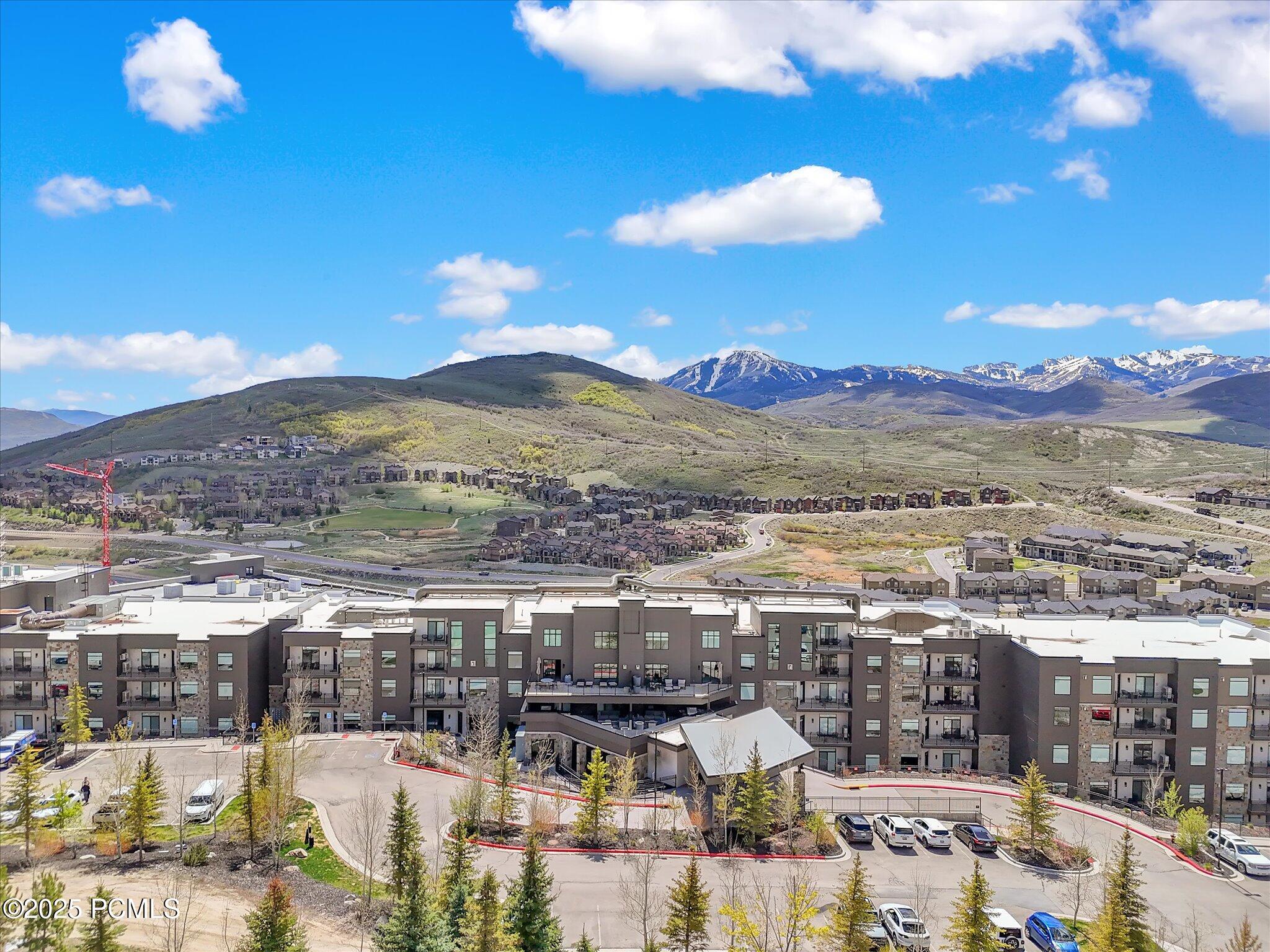909 W Peace Tree Trail 203