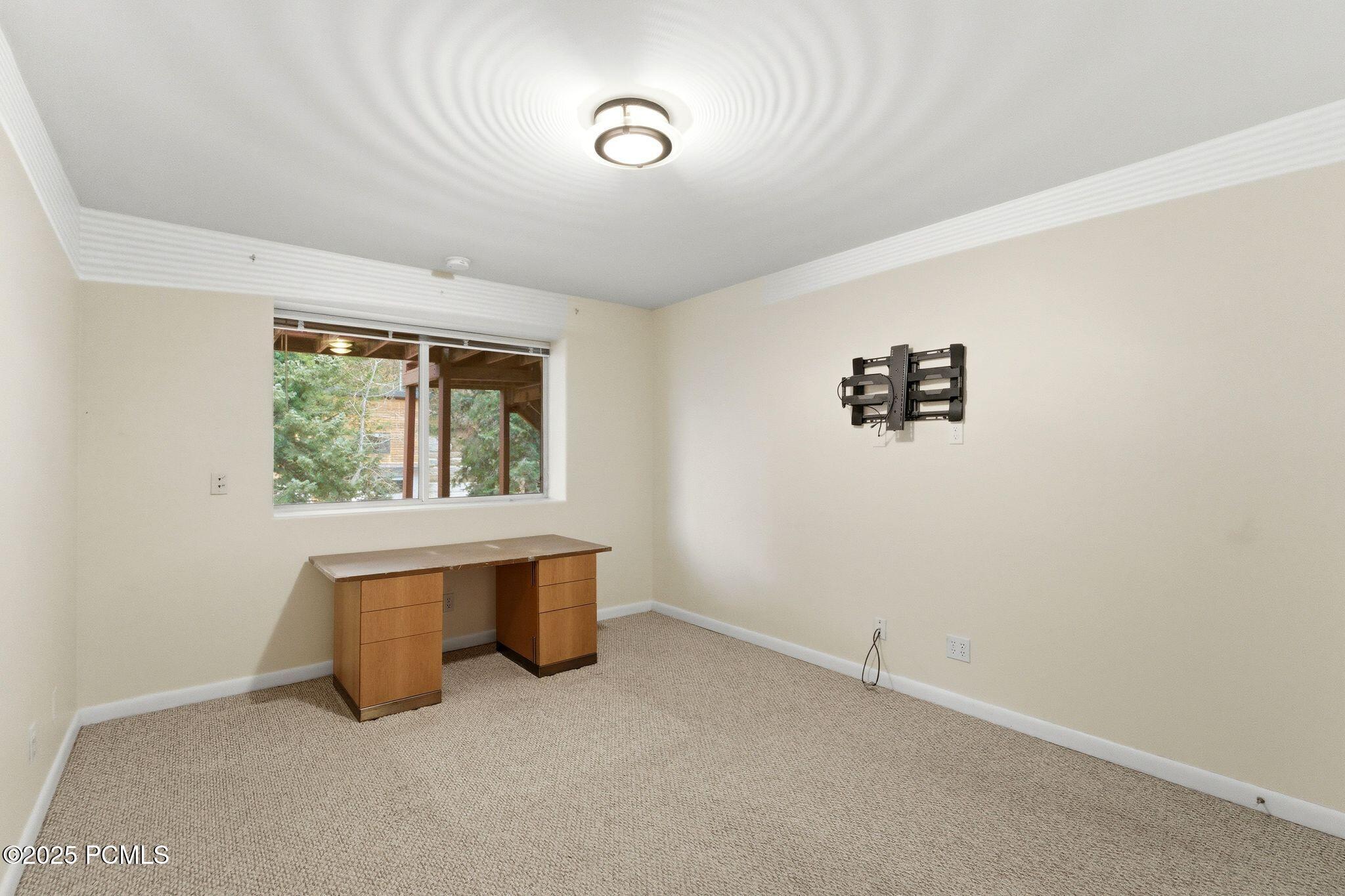 620 Parkview Drive