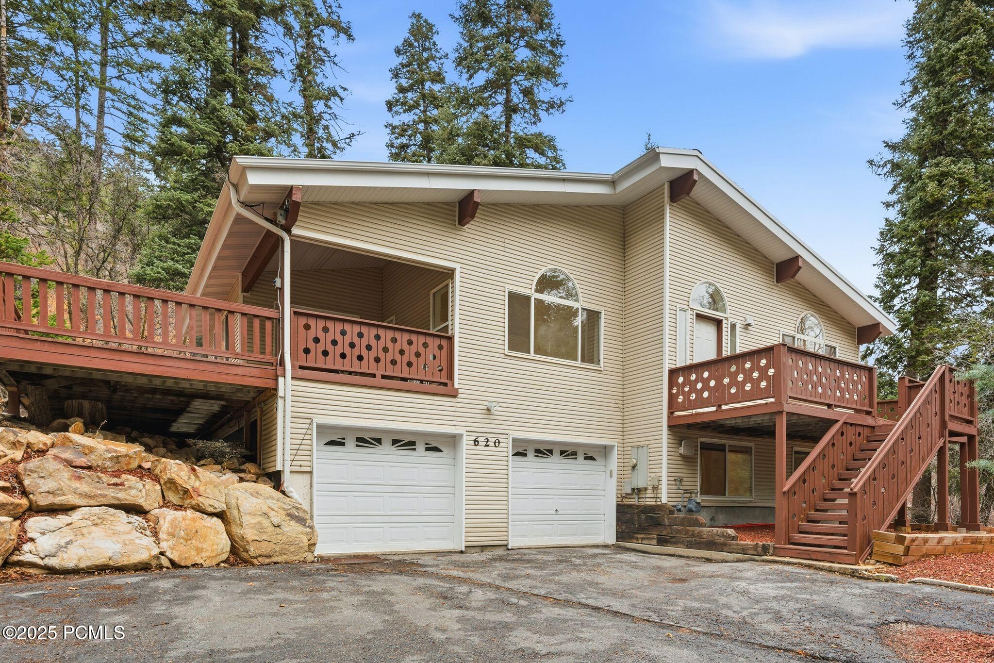 620 Parkview Drive