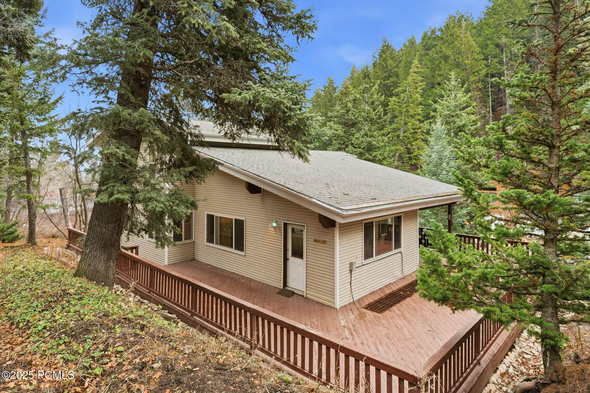 620 Parkview Drive