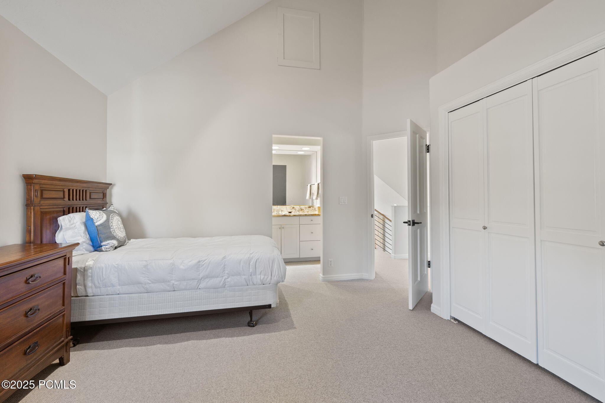 2471 Deer Lake Drive