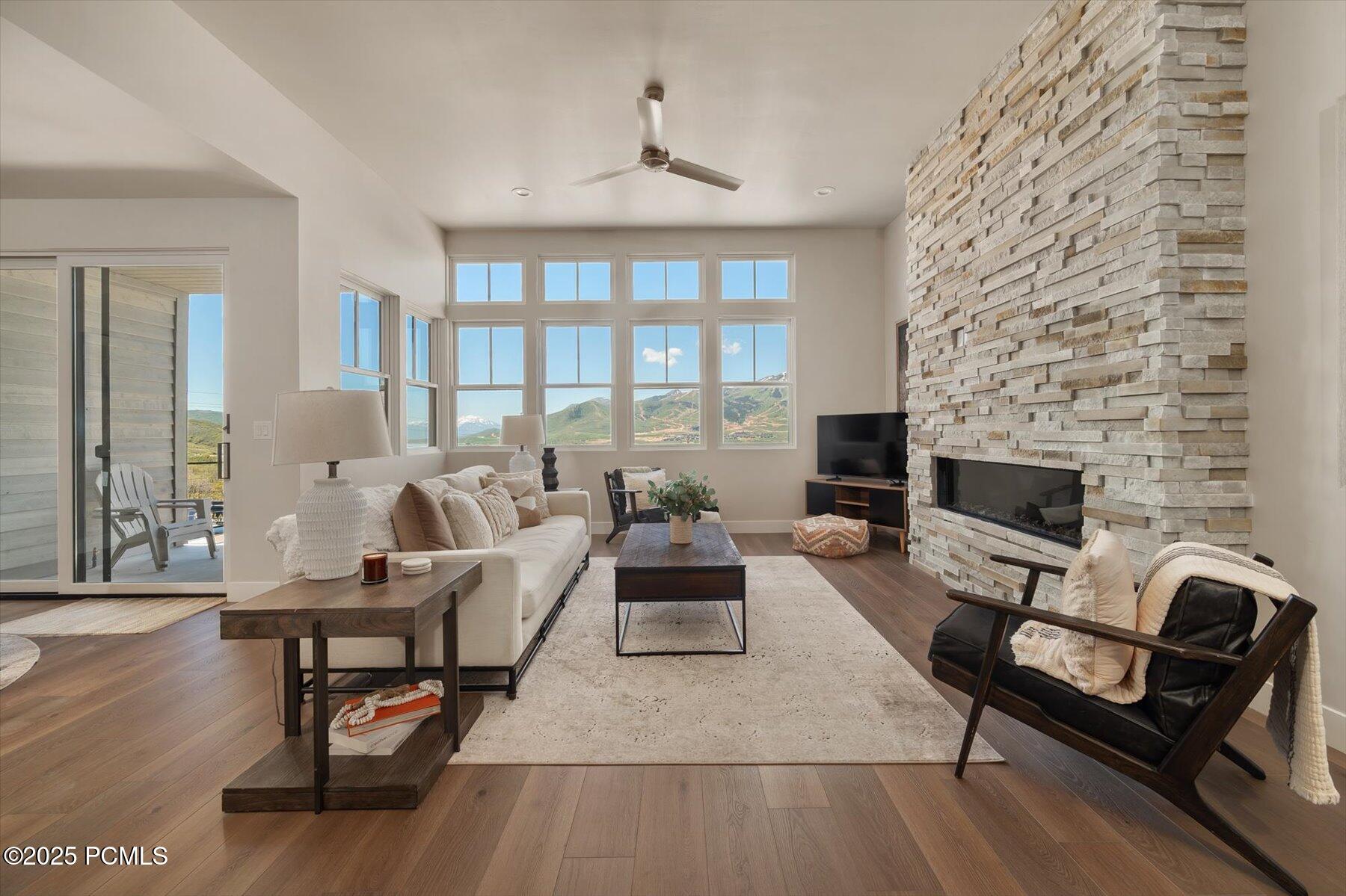 11661 N Shoreline Drive A