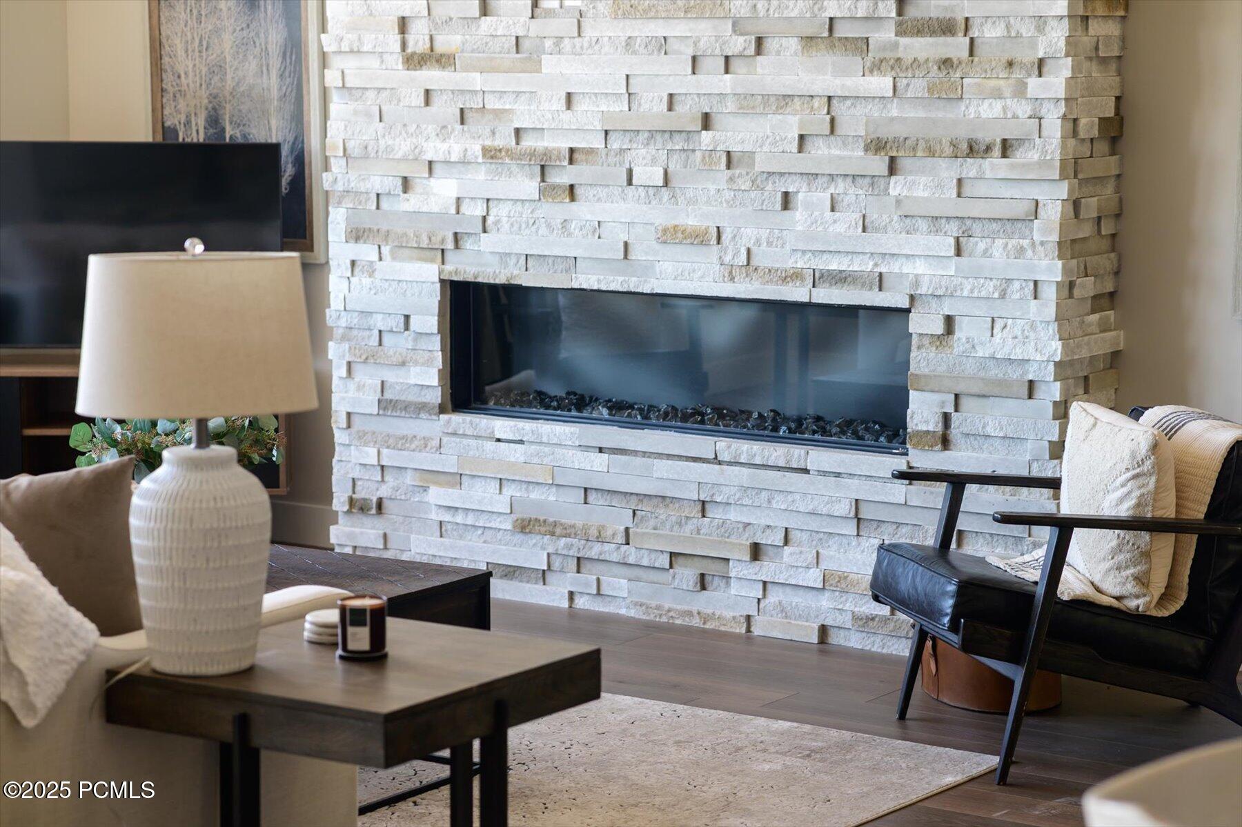 11661 N Shoreline Drive A