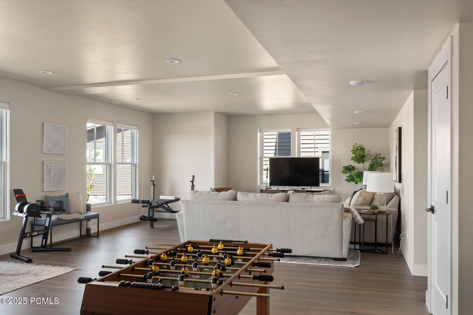 11661 N Shoreline Drive A