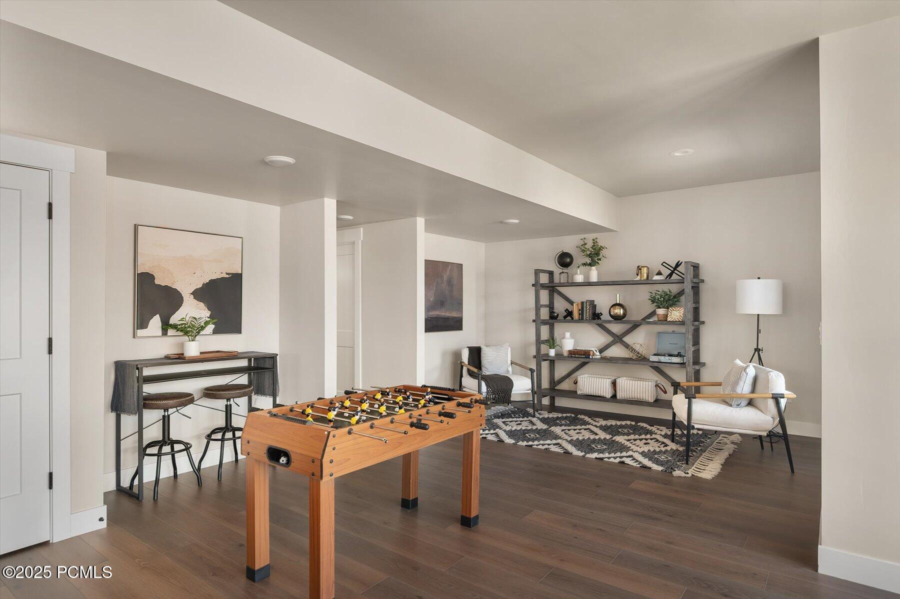 11661 N Shoreline Drive A