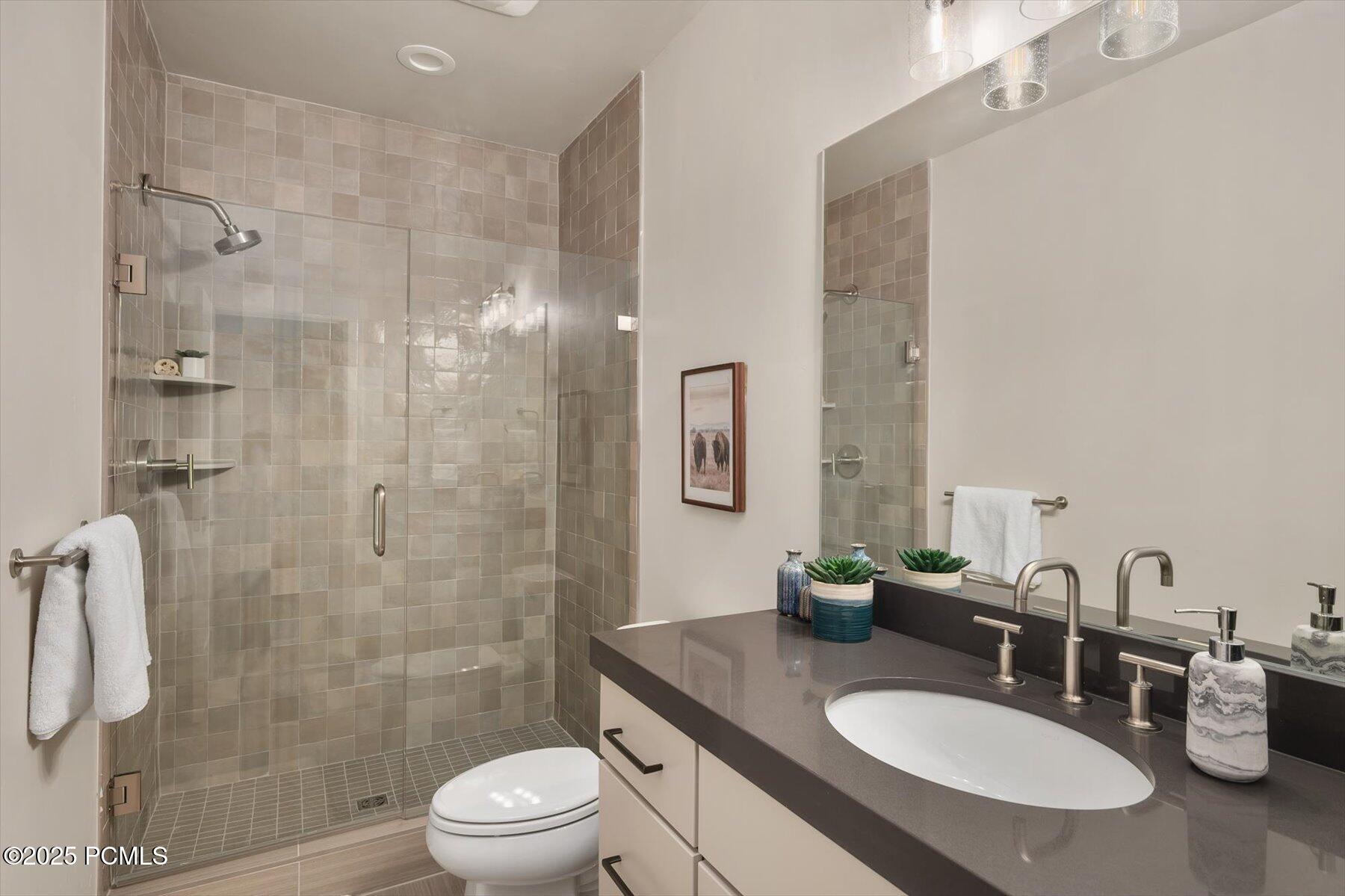 11661 N Shoreline Drive A