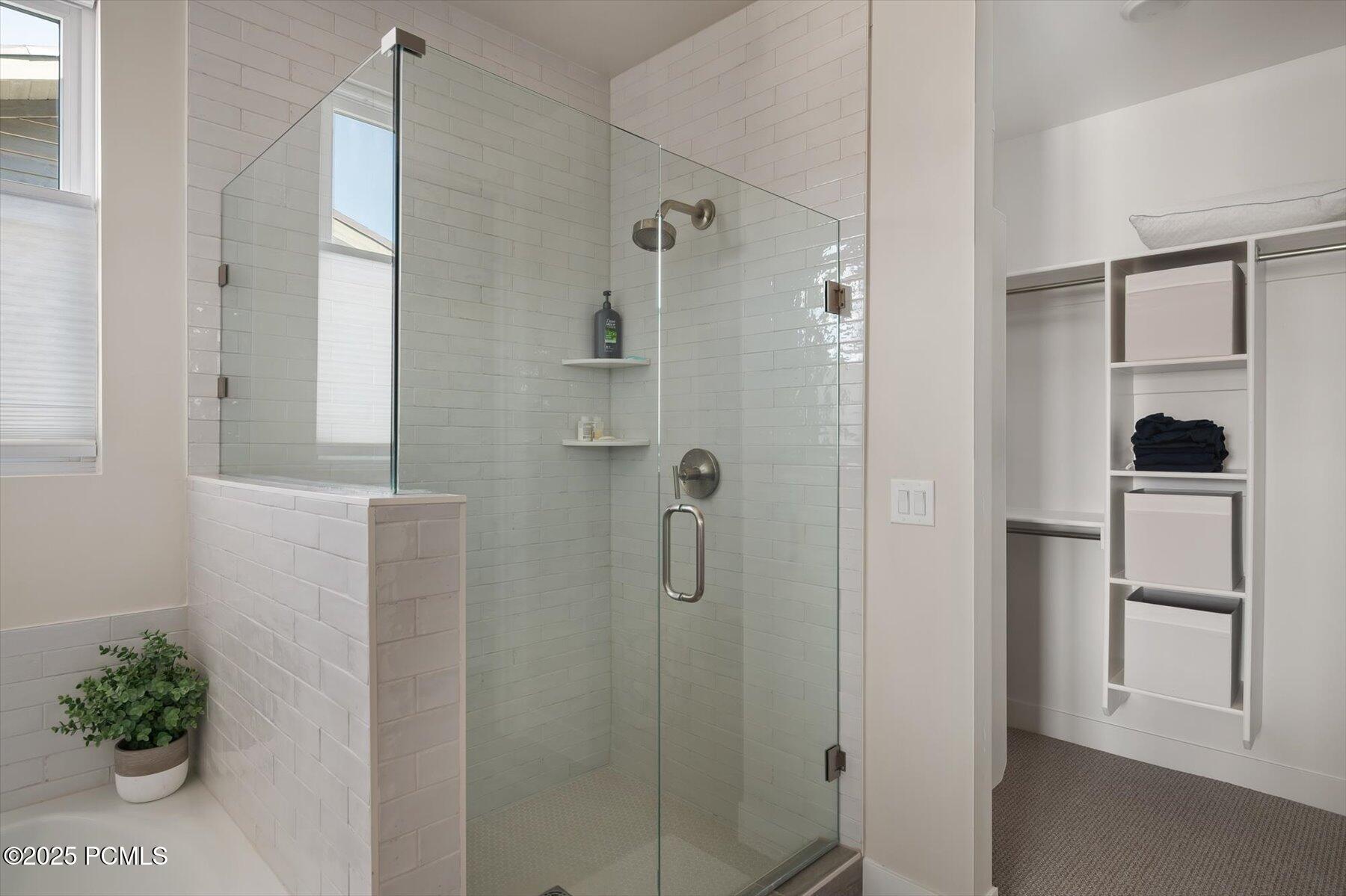 11661 N Shoreline Drive A