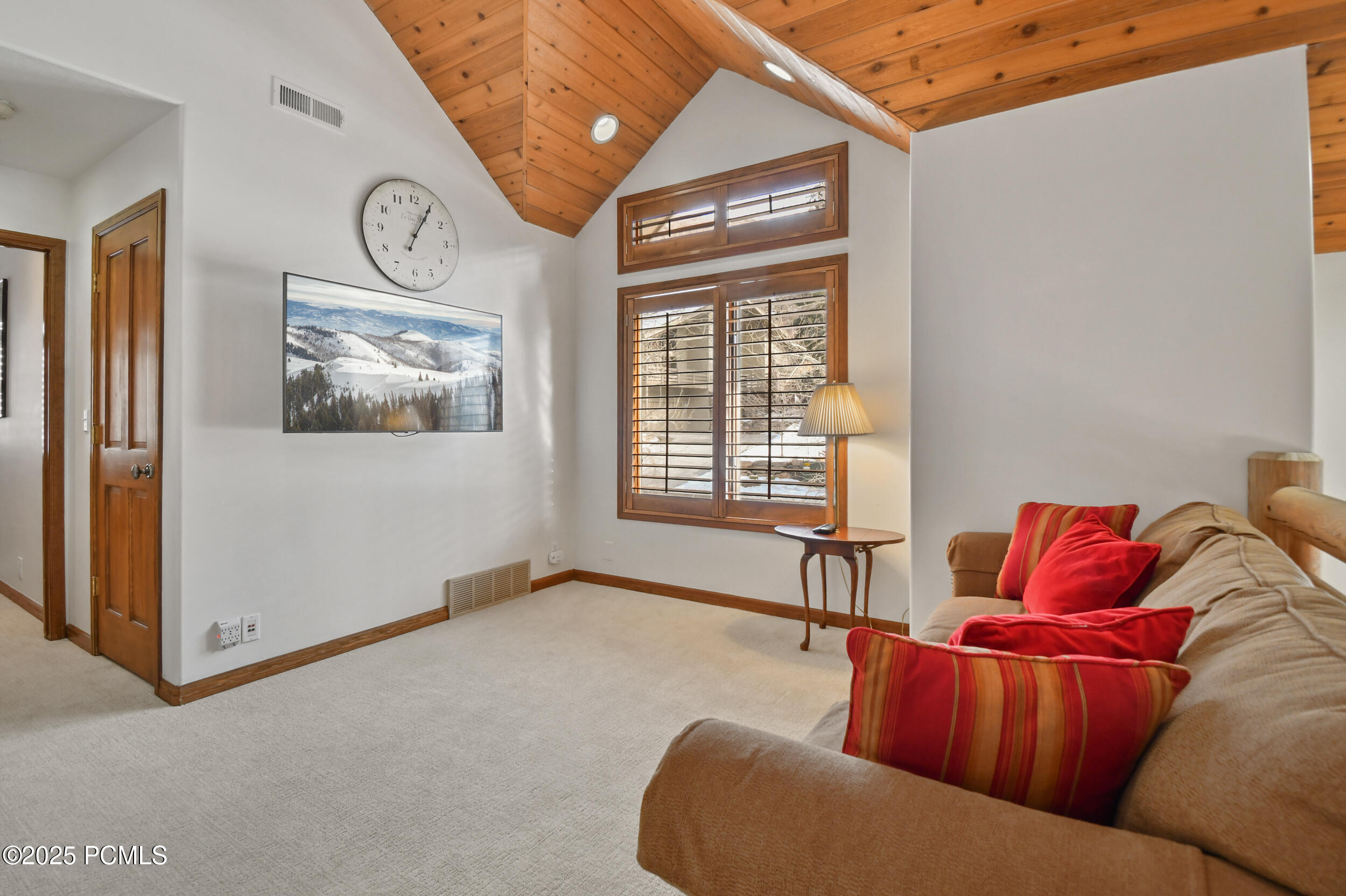 2478 Deer Lake Drive 1a