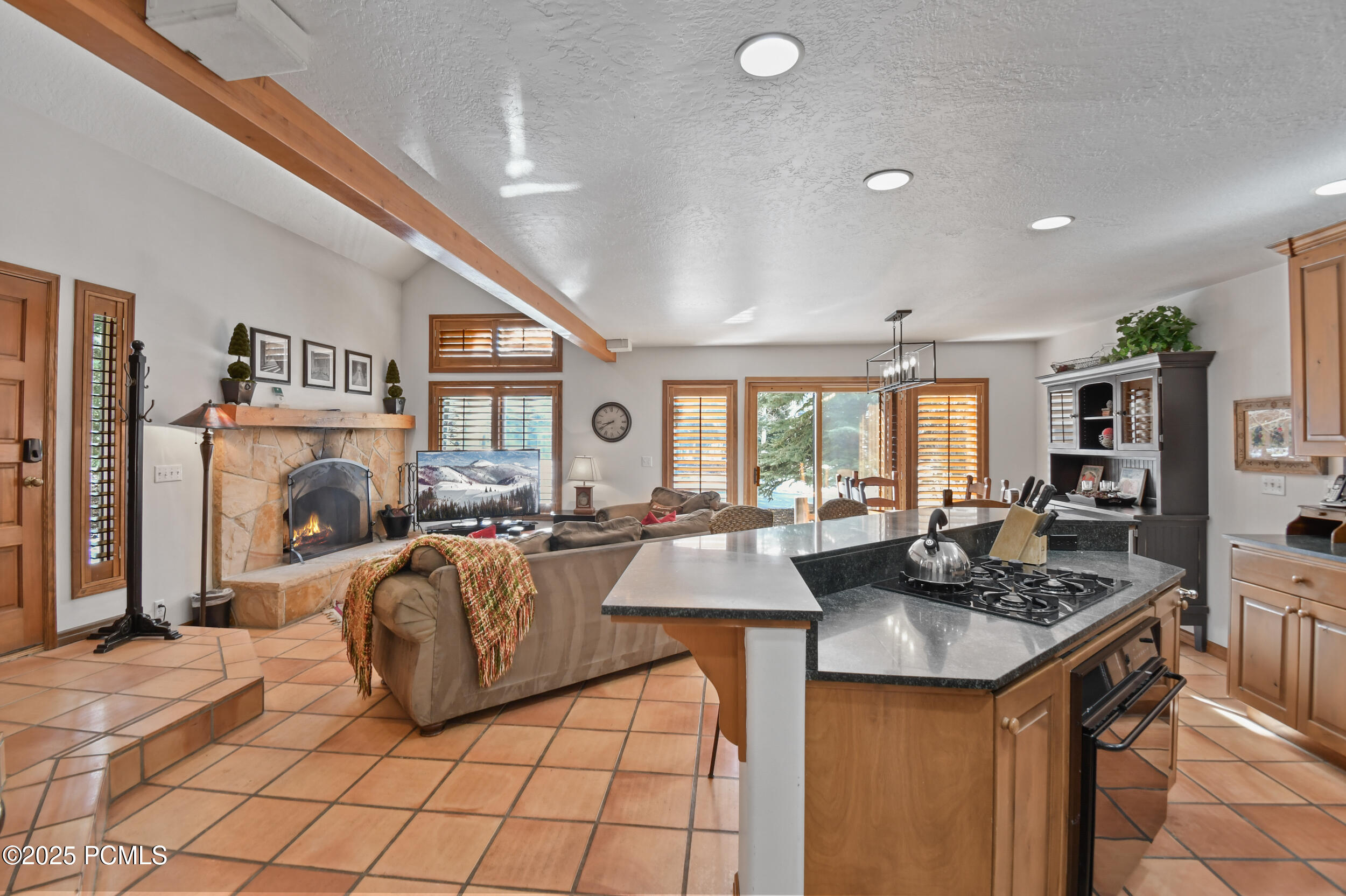 2478 Deer Lake Drive 1a