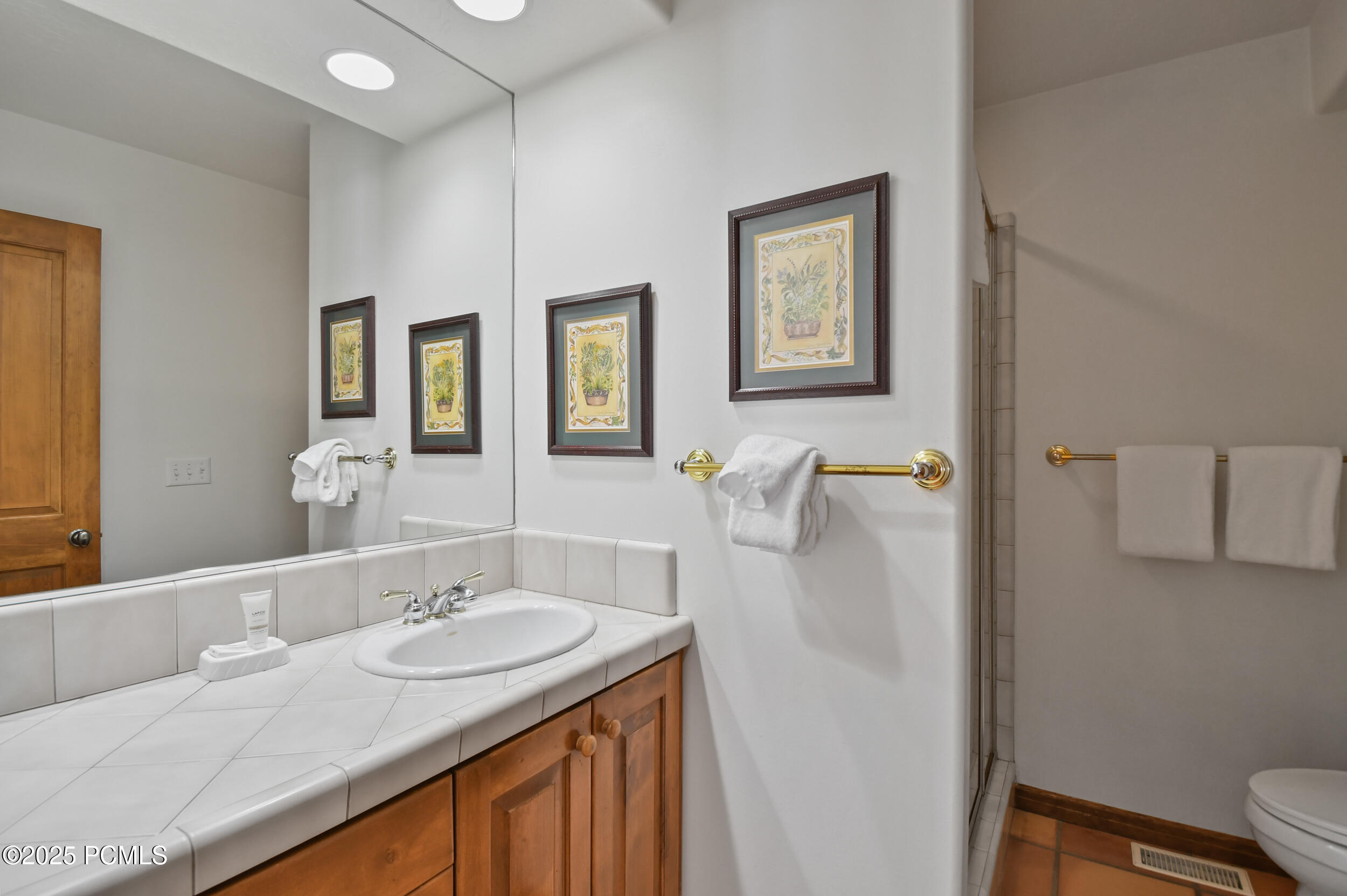 2478 Deer Lake Drive 1a