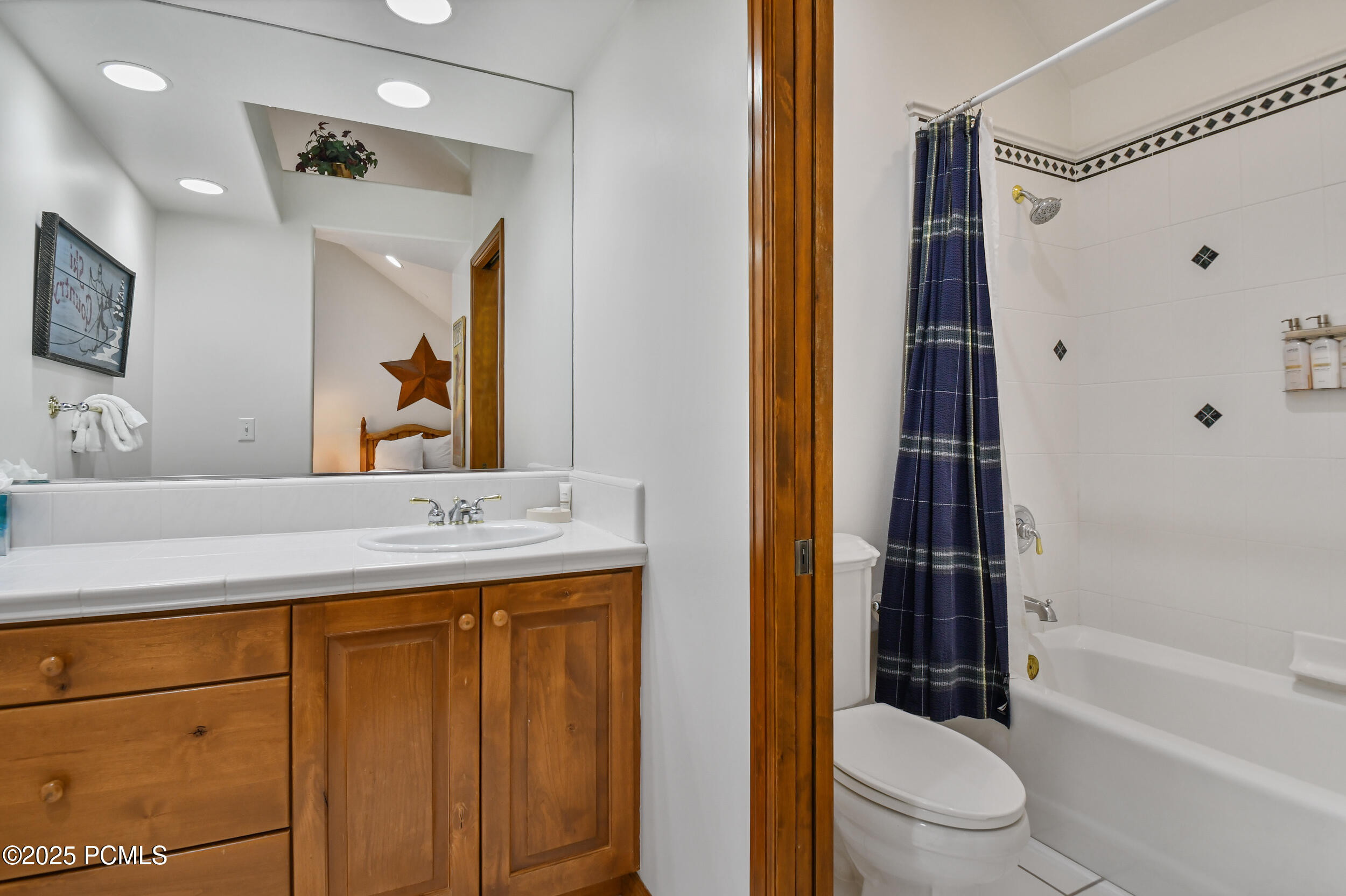 2478 Deer Lake Drive 1a