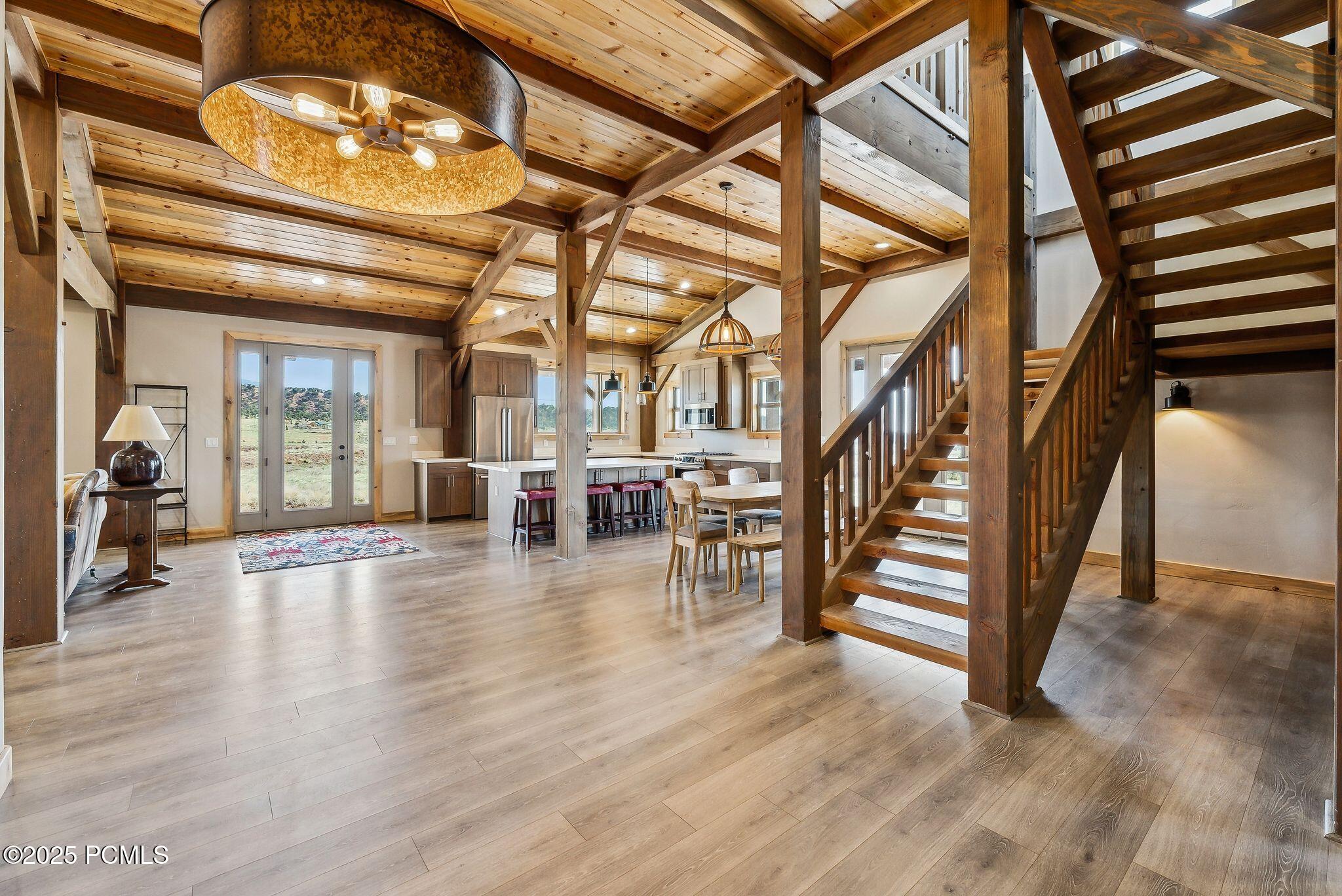 46997 W Thunder Ridge Road