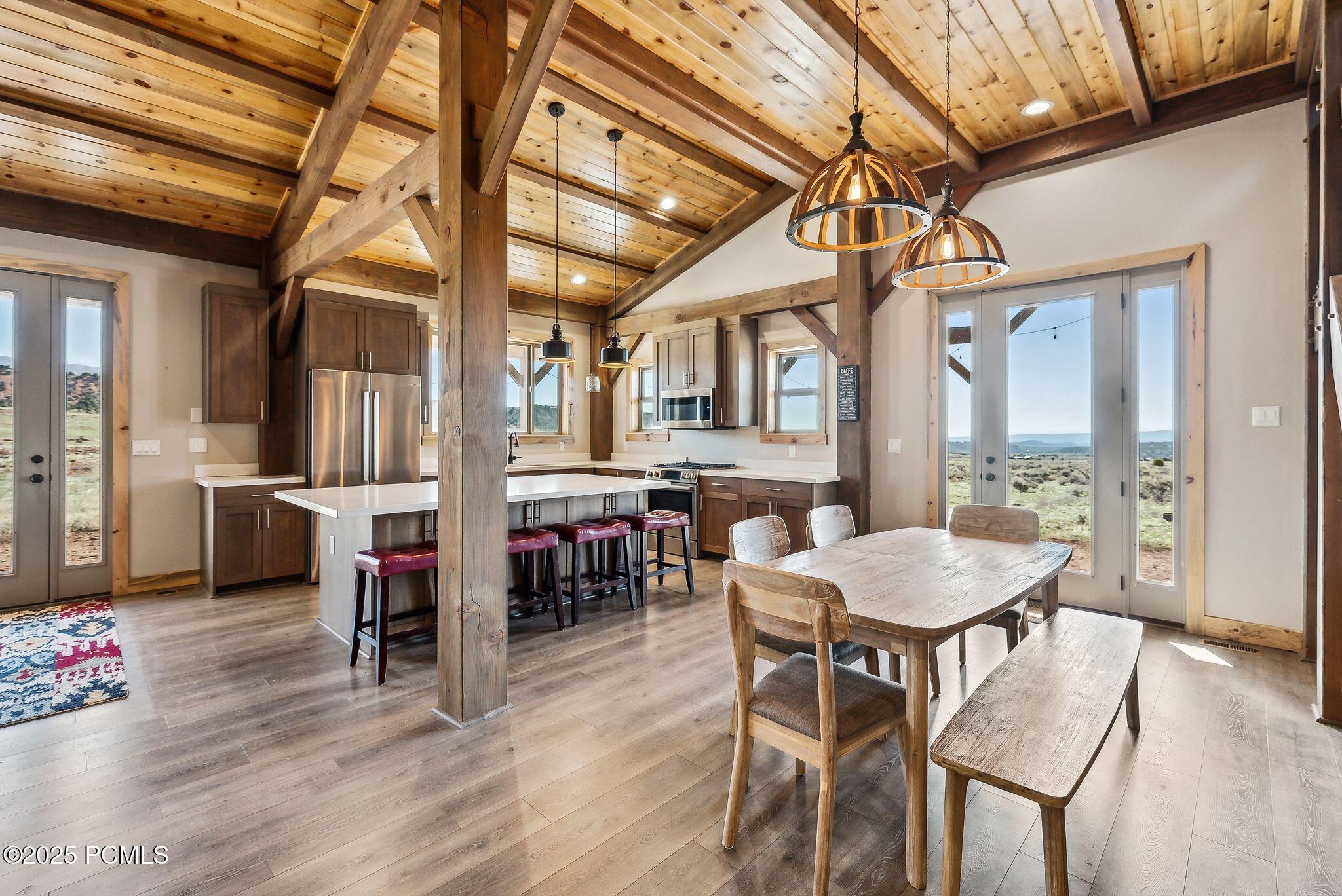 46997 W Thunder Ridge Road