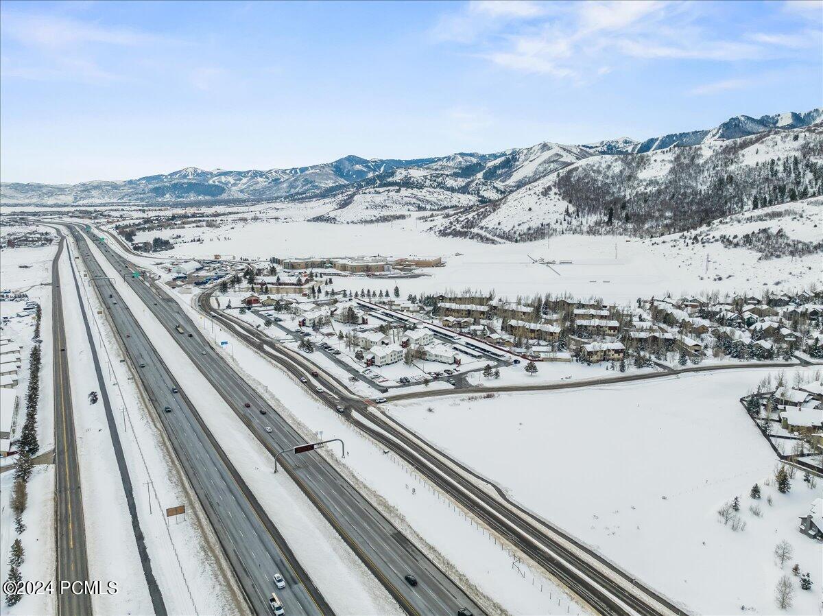 1600 Pinebrook Boulevard Apt E4