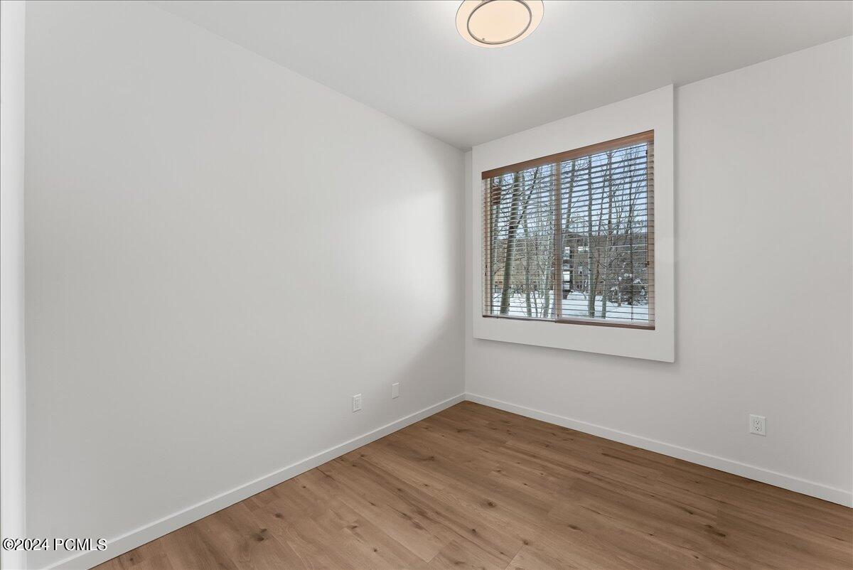 1600 Pinebrook Boulevard Apt E4