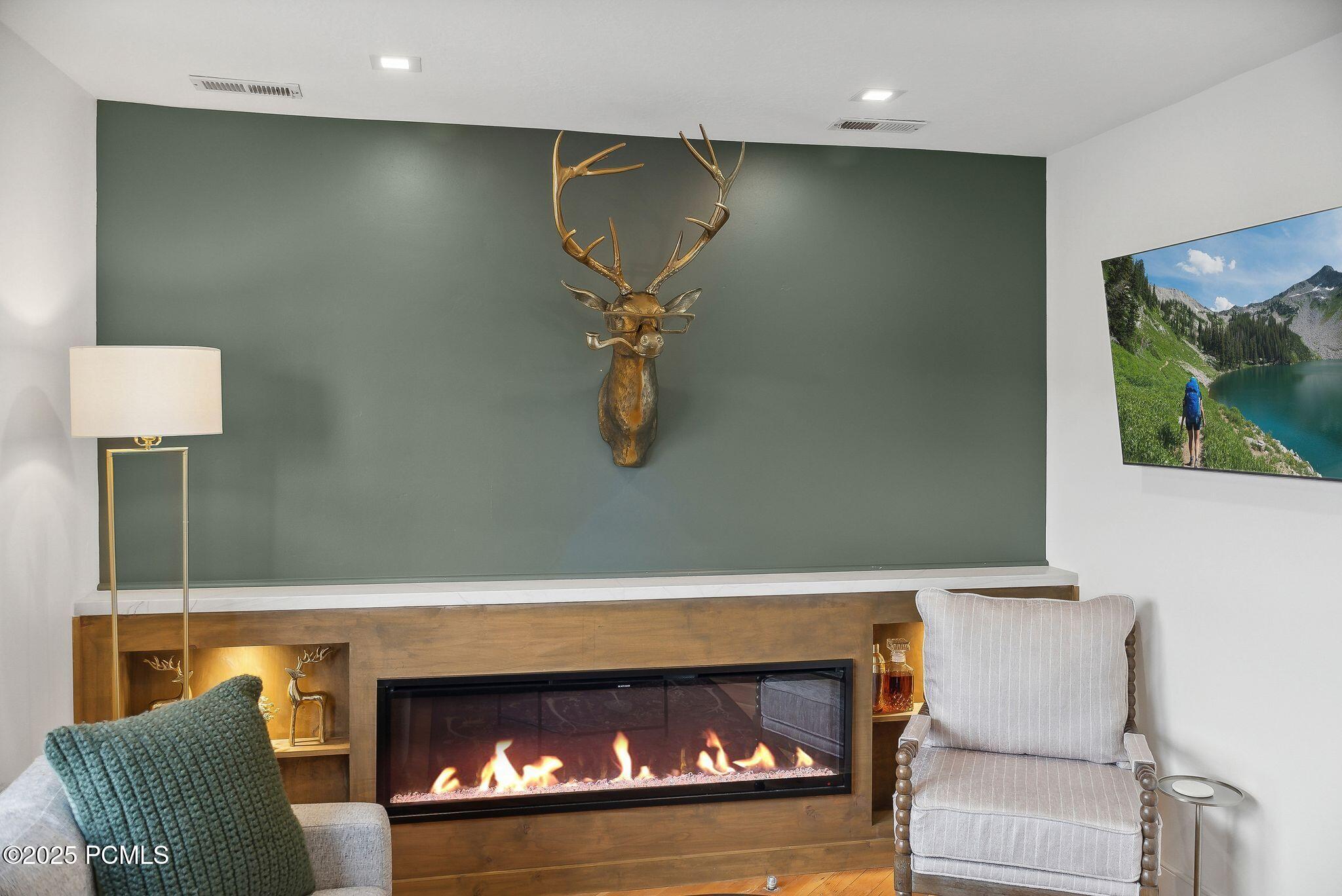 236 Woodside Avenue 11