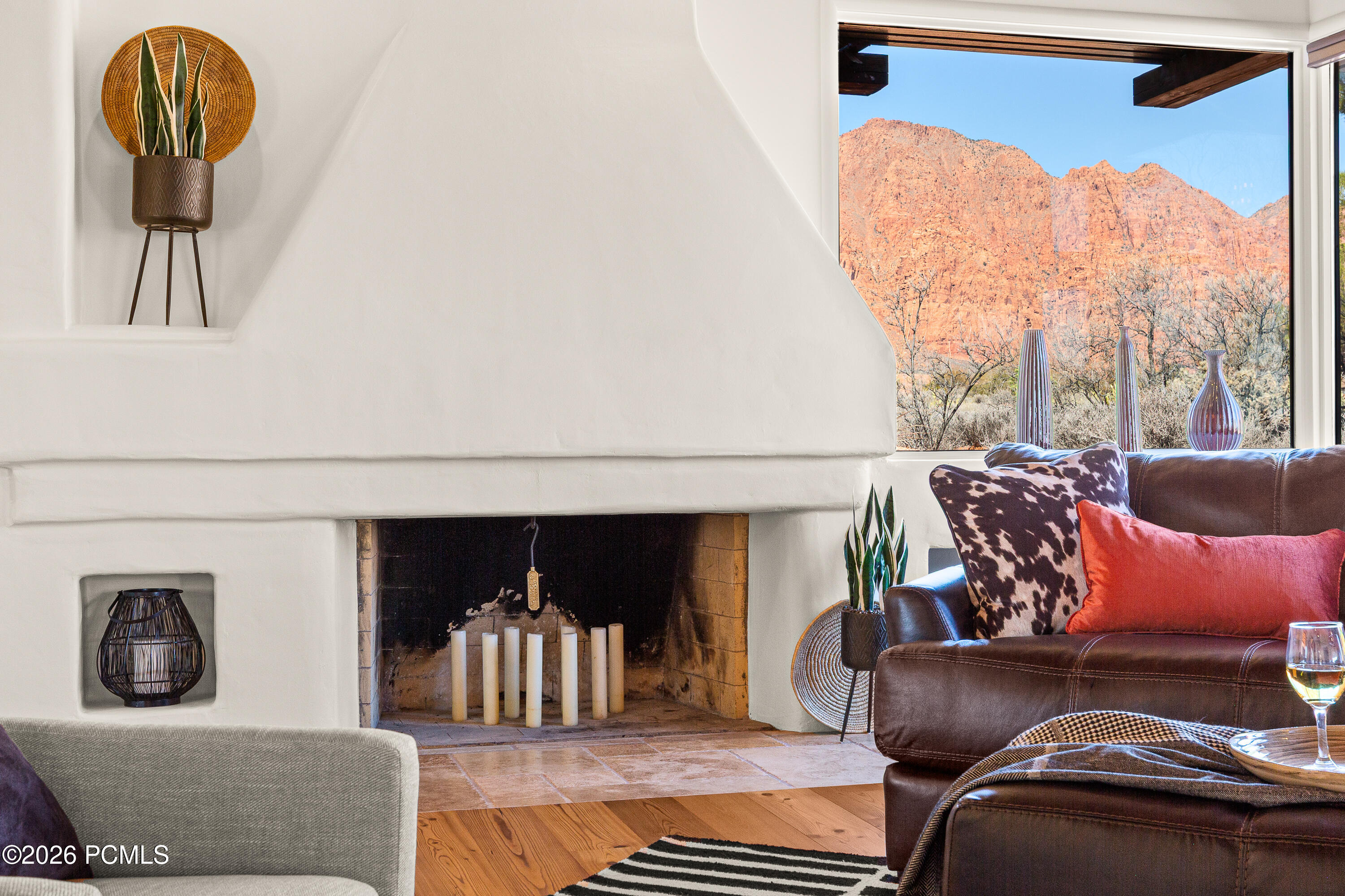 1068 N Shonto Ridge Drive