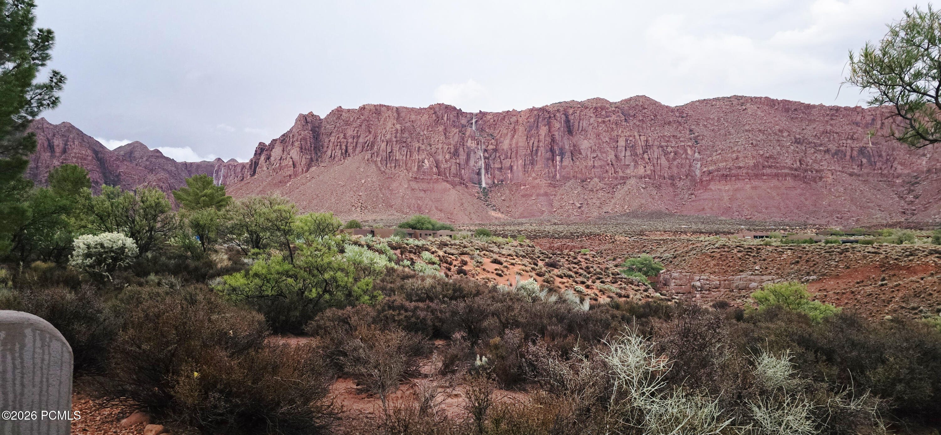 1068 N Shonto Ridge Drive