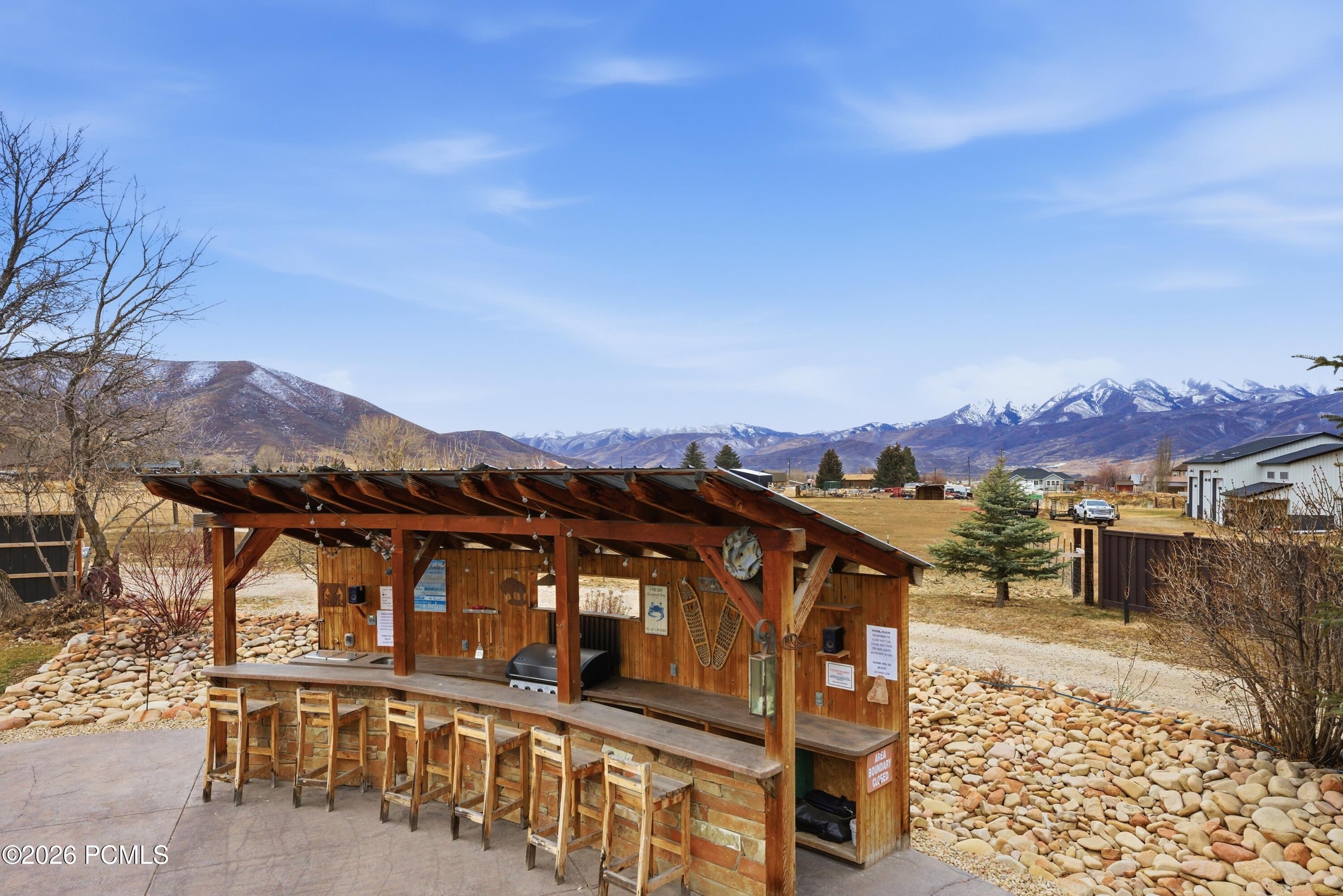 210 E Huckleberry Lane