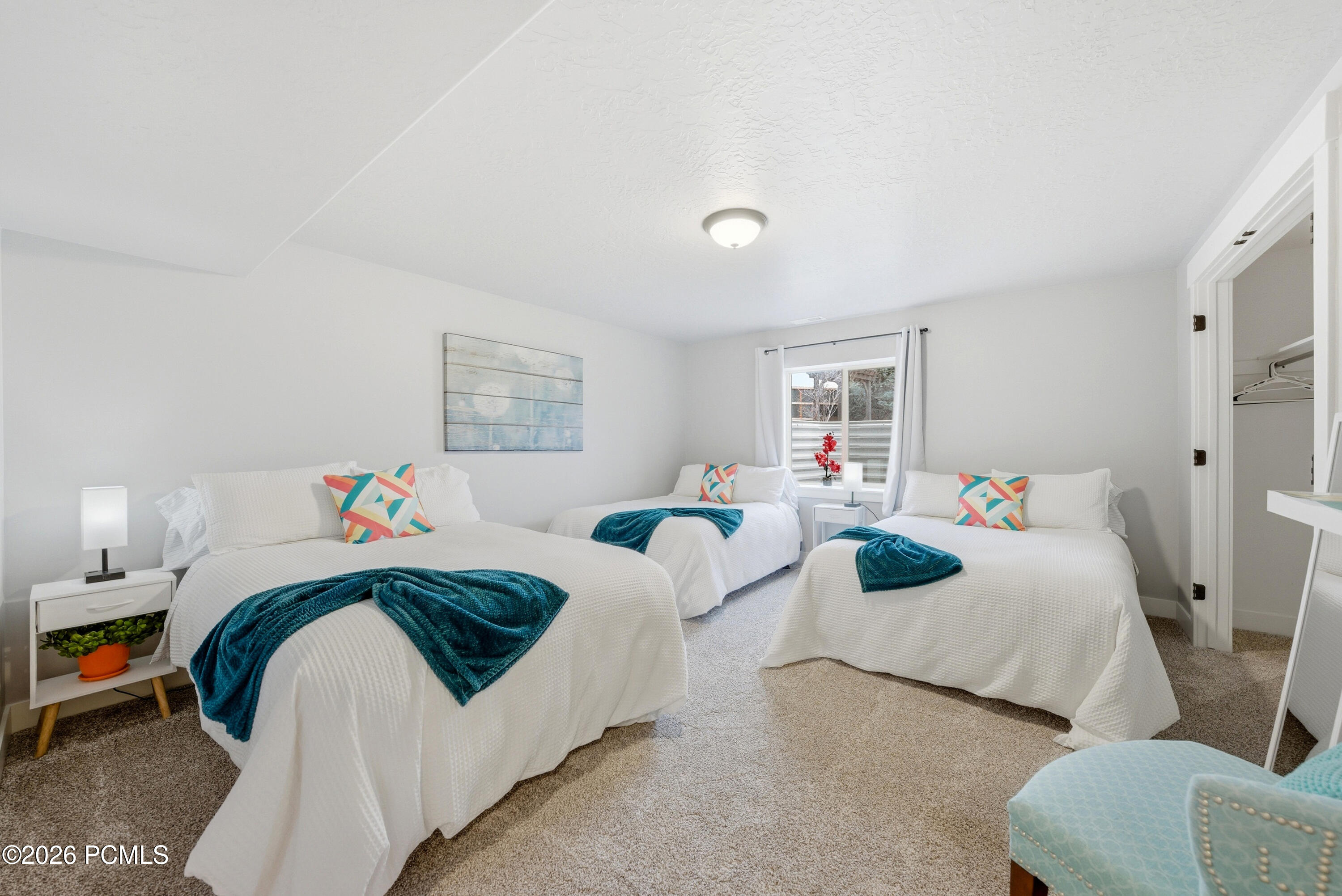 210 E Huckleberry Lane