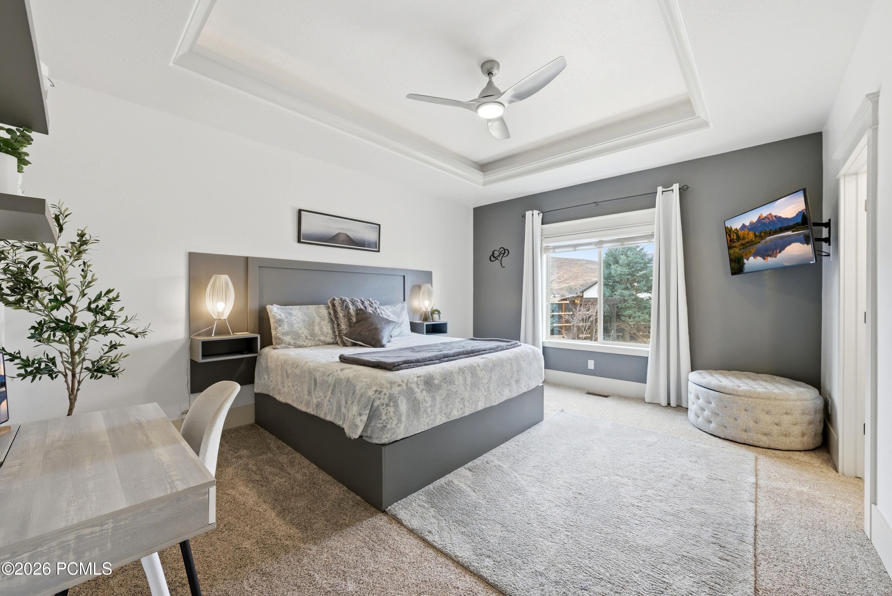 210 E Huckleberry Lane