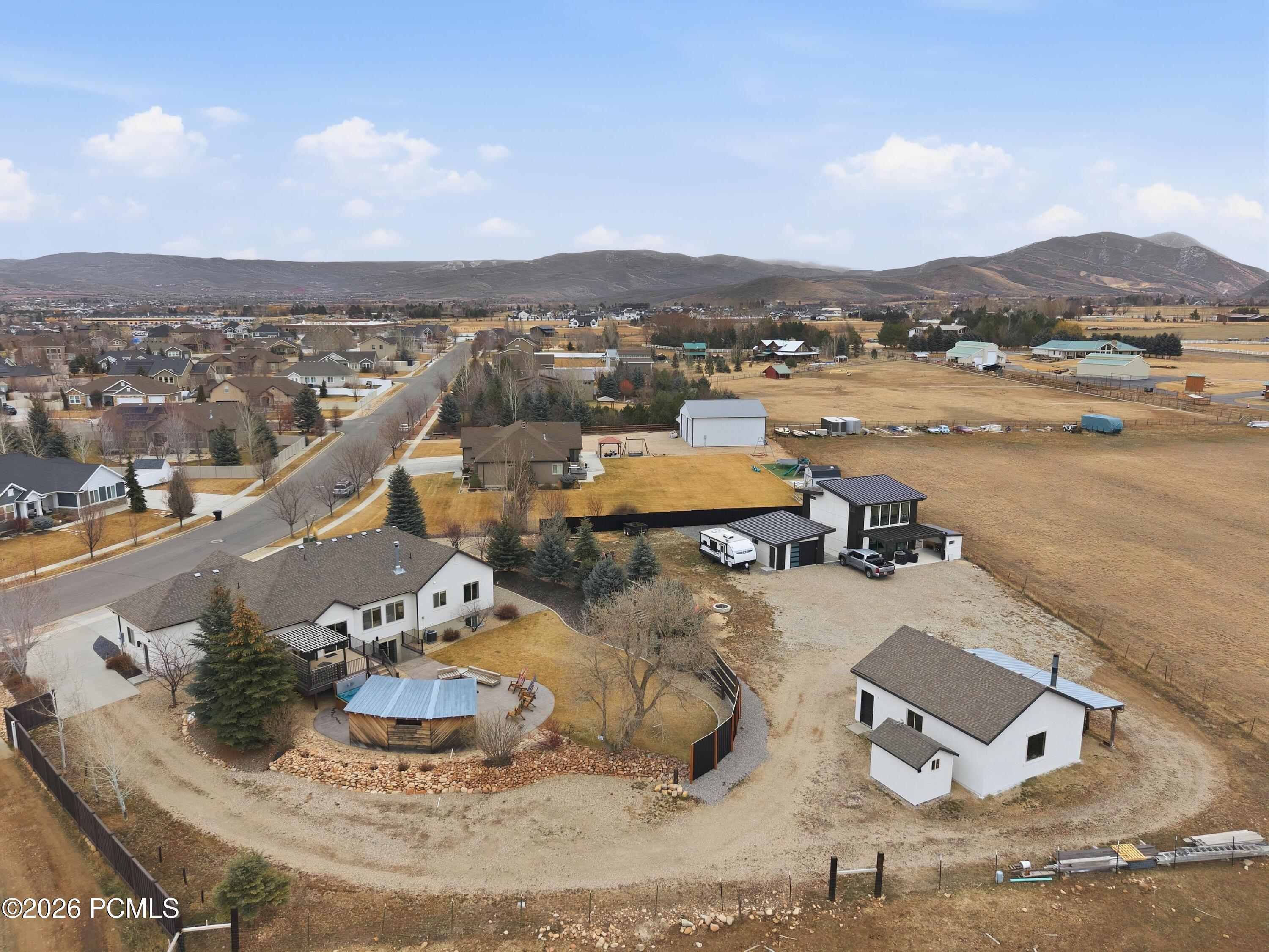 210 E Huckleberry Lane