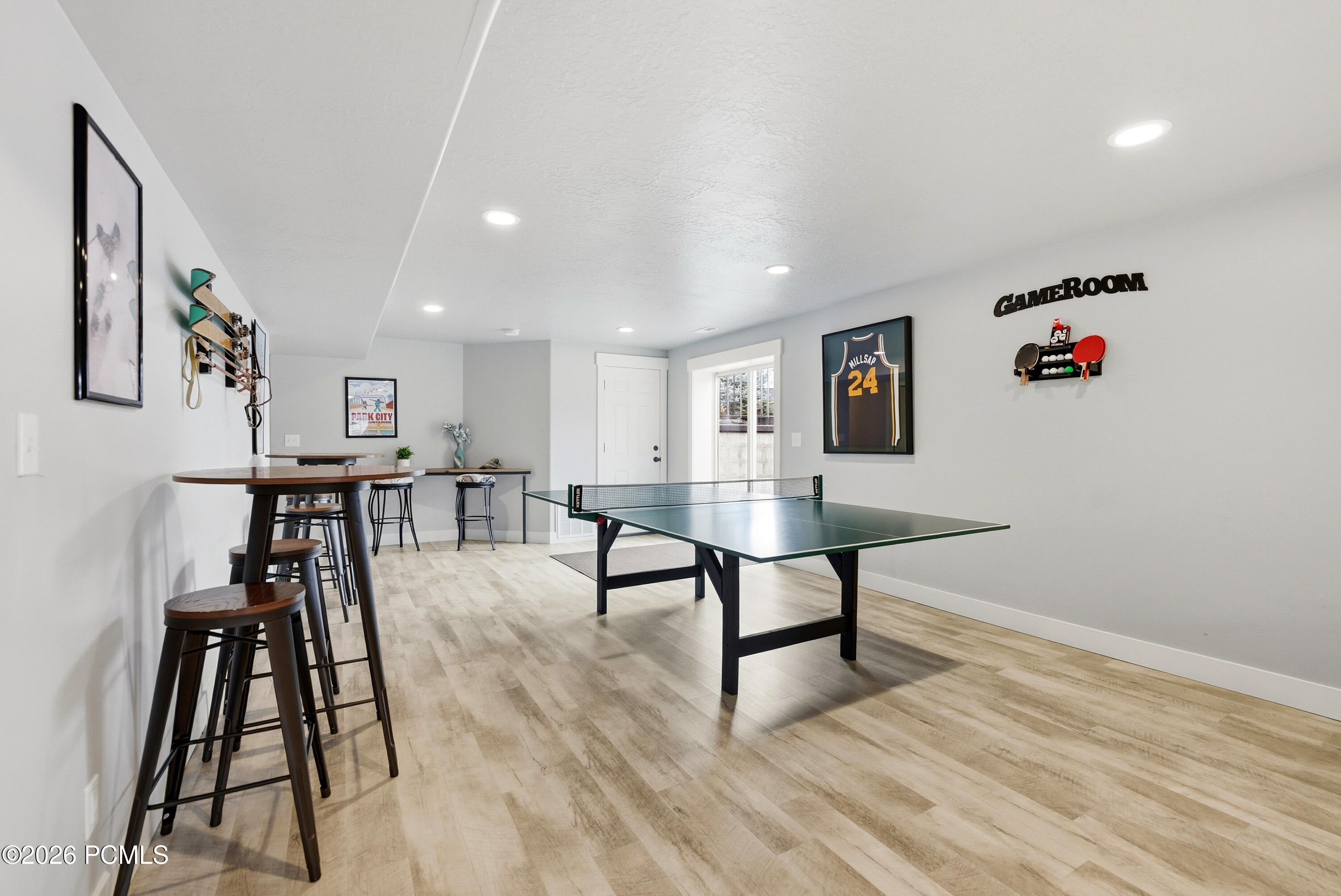 210 E Huckleberry Lane