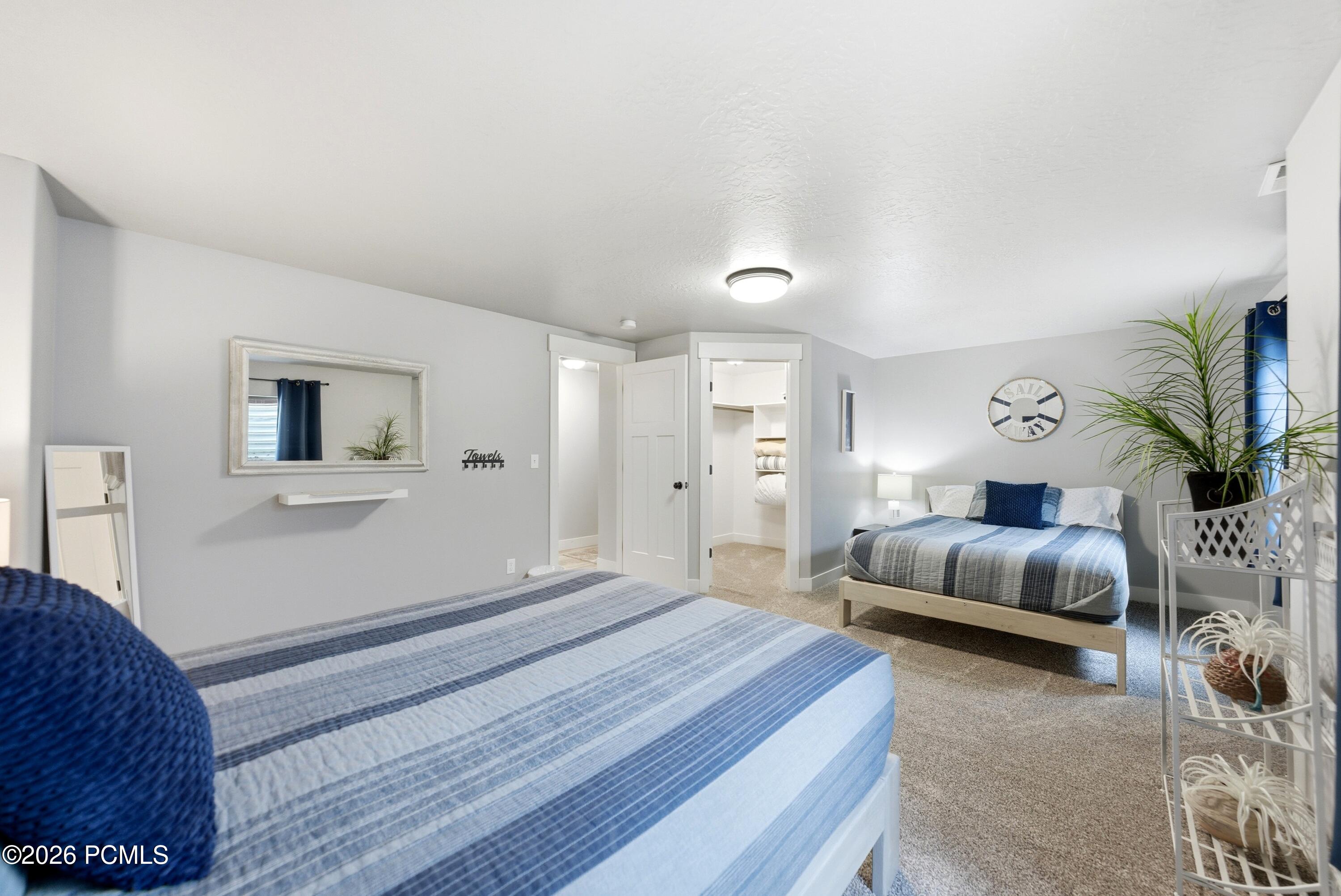 210 E Huckleberry Lane