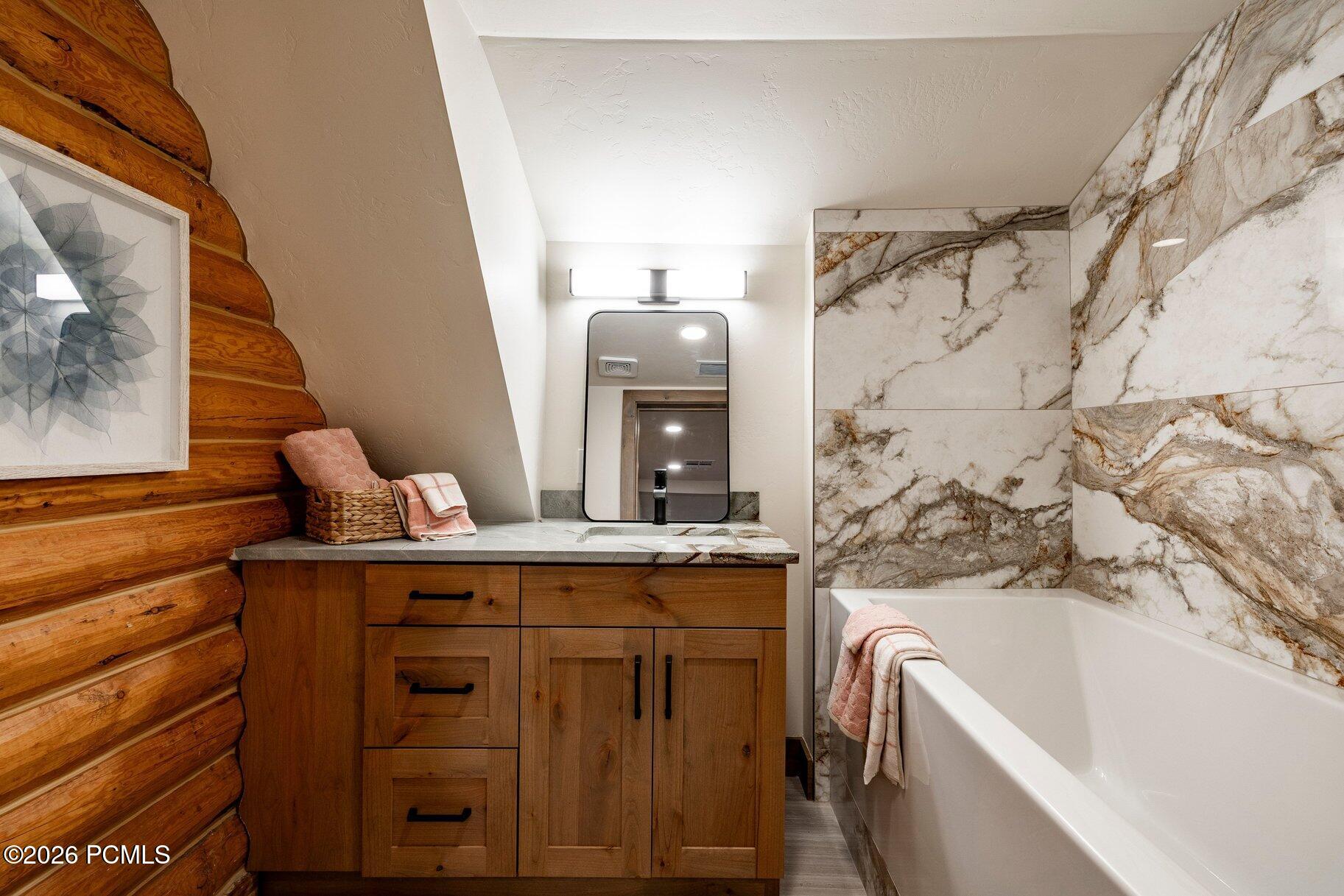 2016 N State Road 32