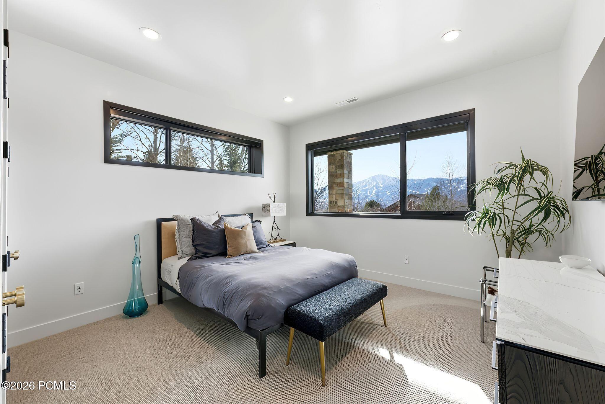 12260 N Deer Mountain Boulevard