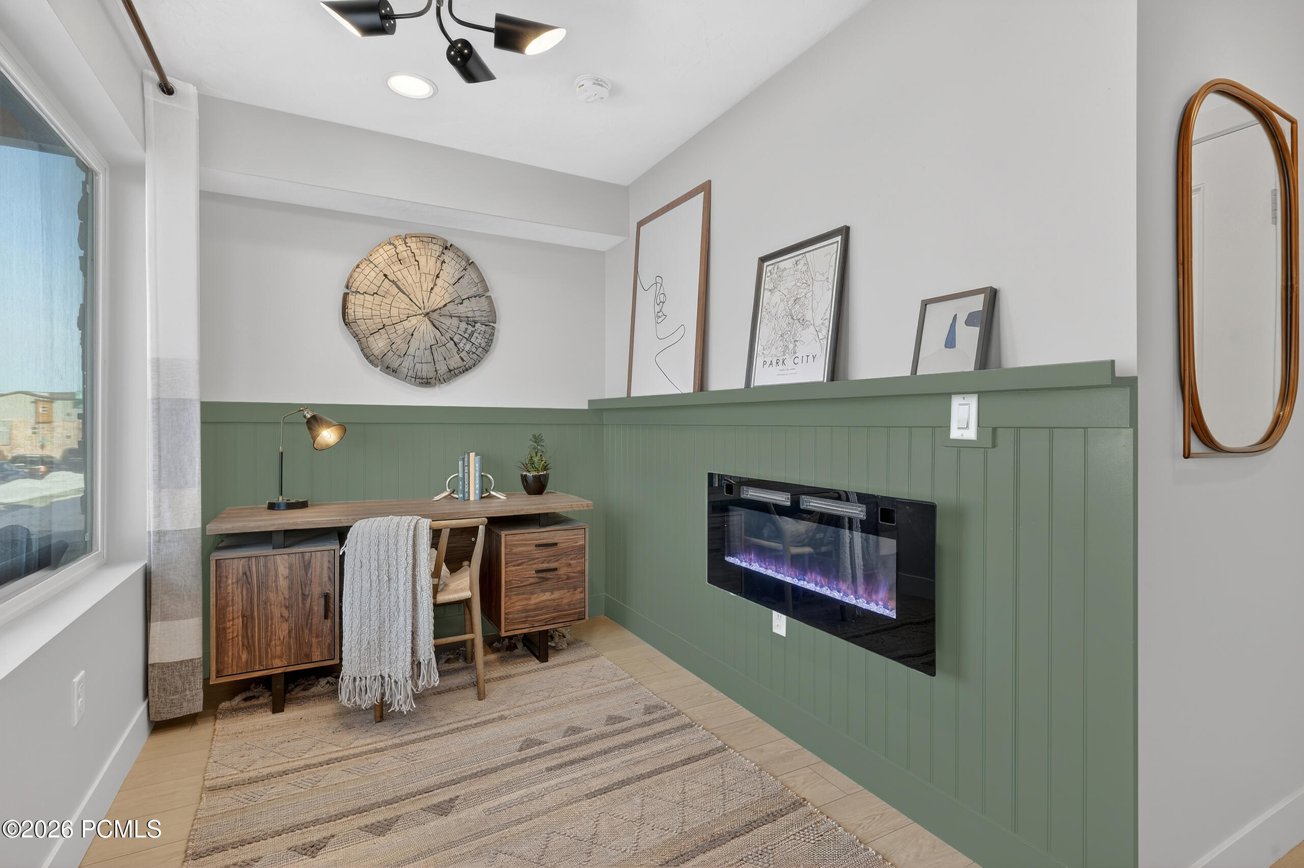 6785 N Silver Creek Drive