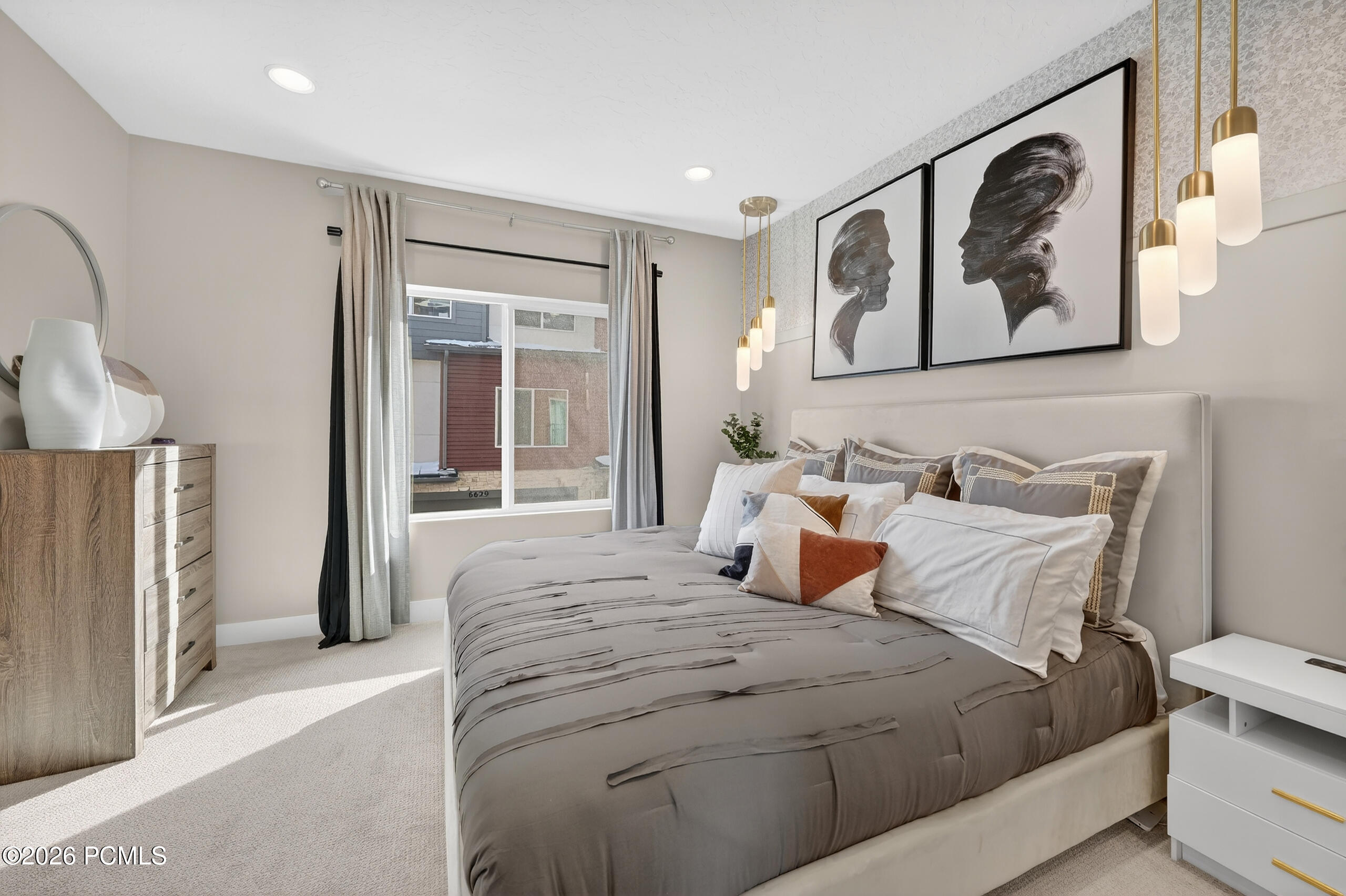 6785 N Silver Creek Drive