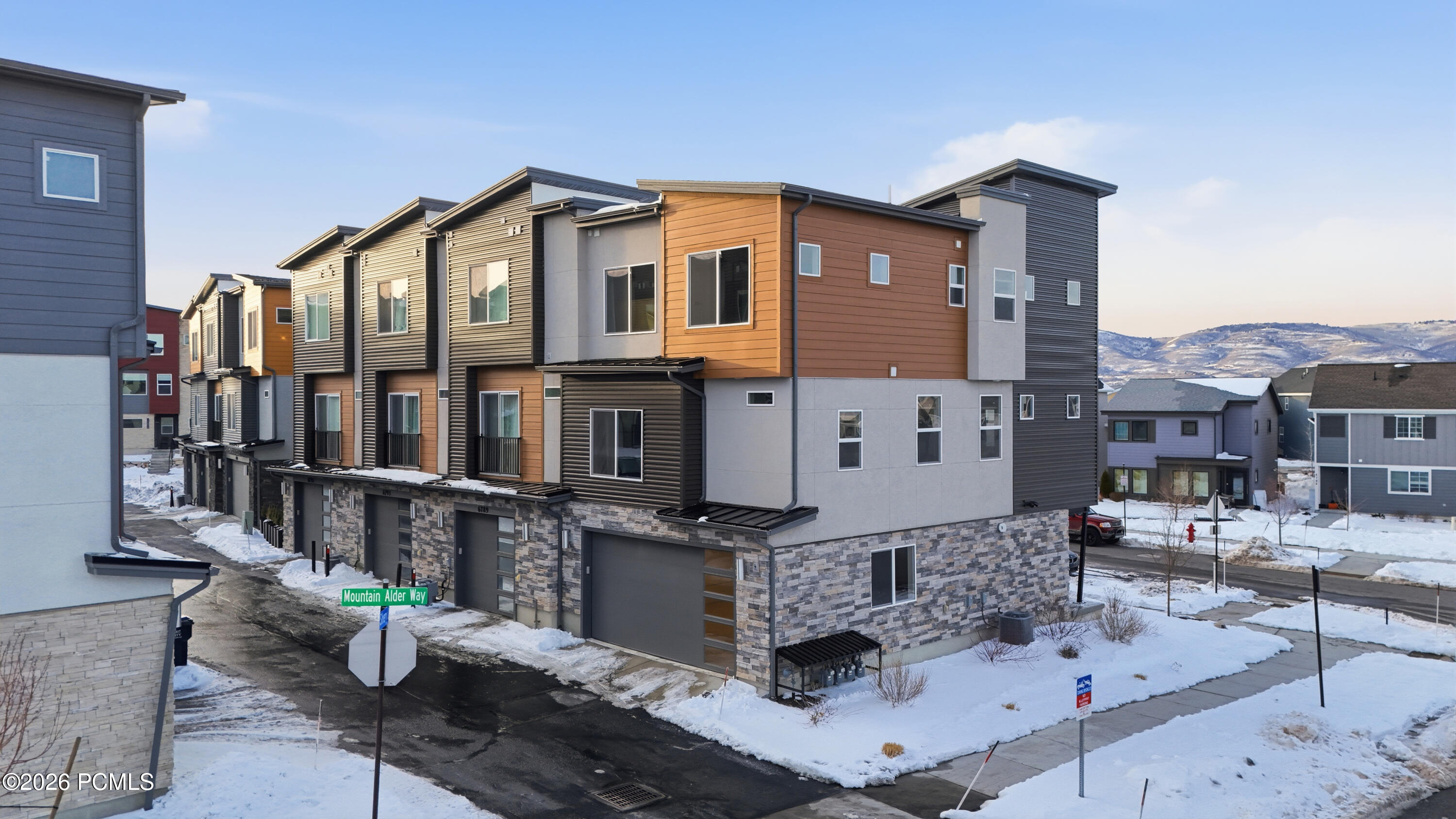 6785 N Silver Creek Drive