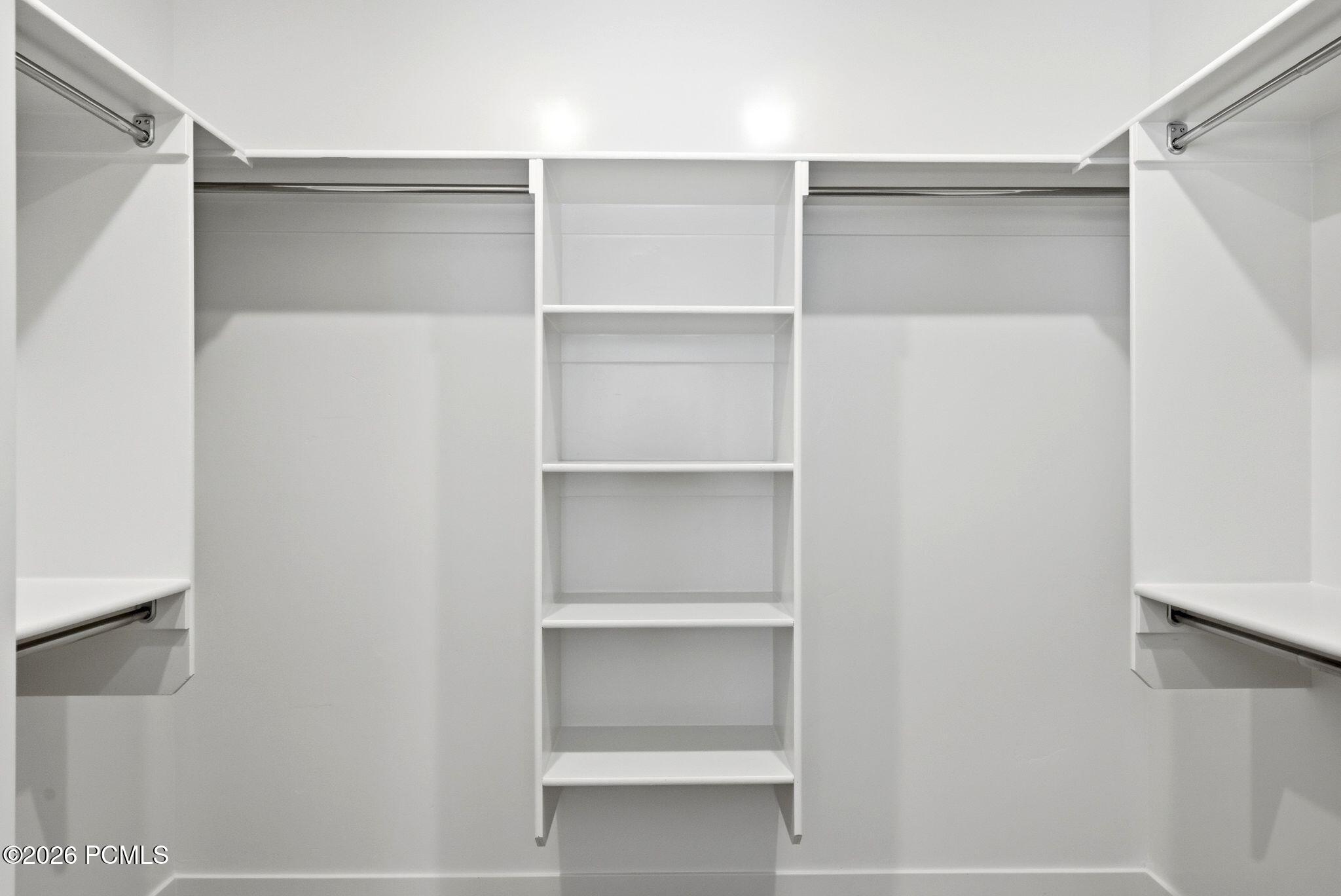 6097 N Brookline Road