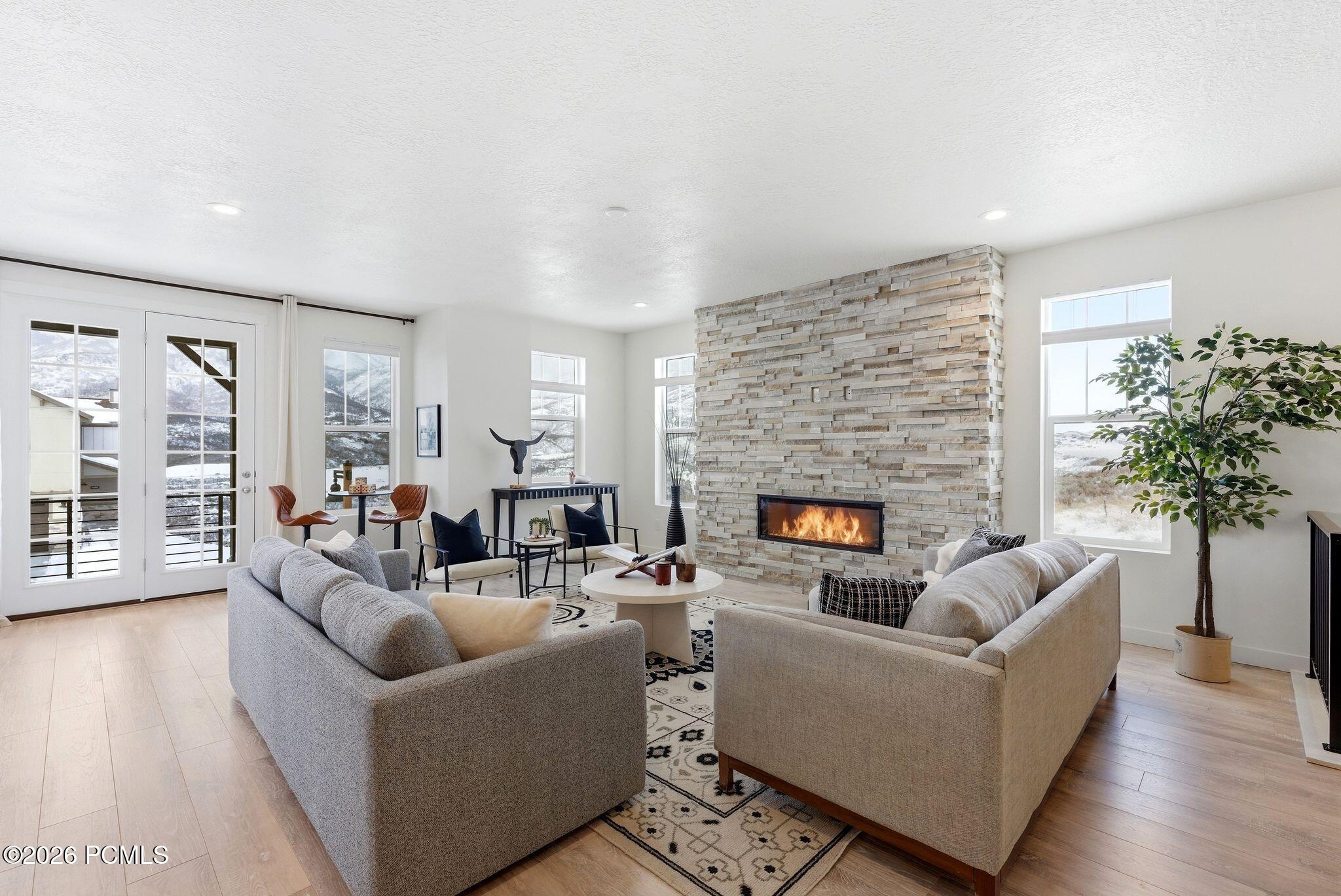 6097 N Brookline Road