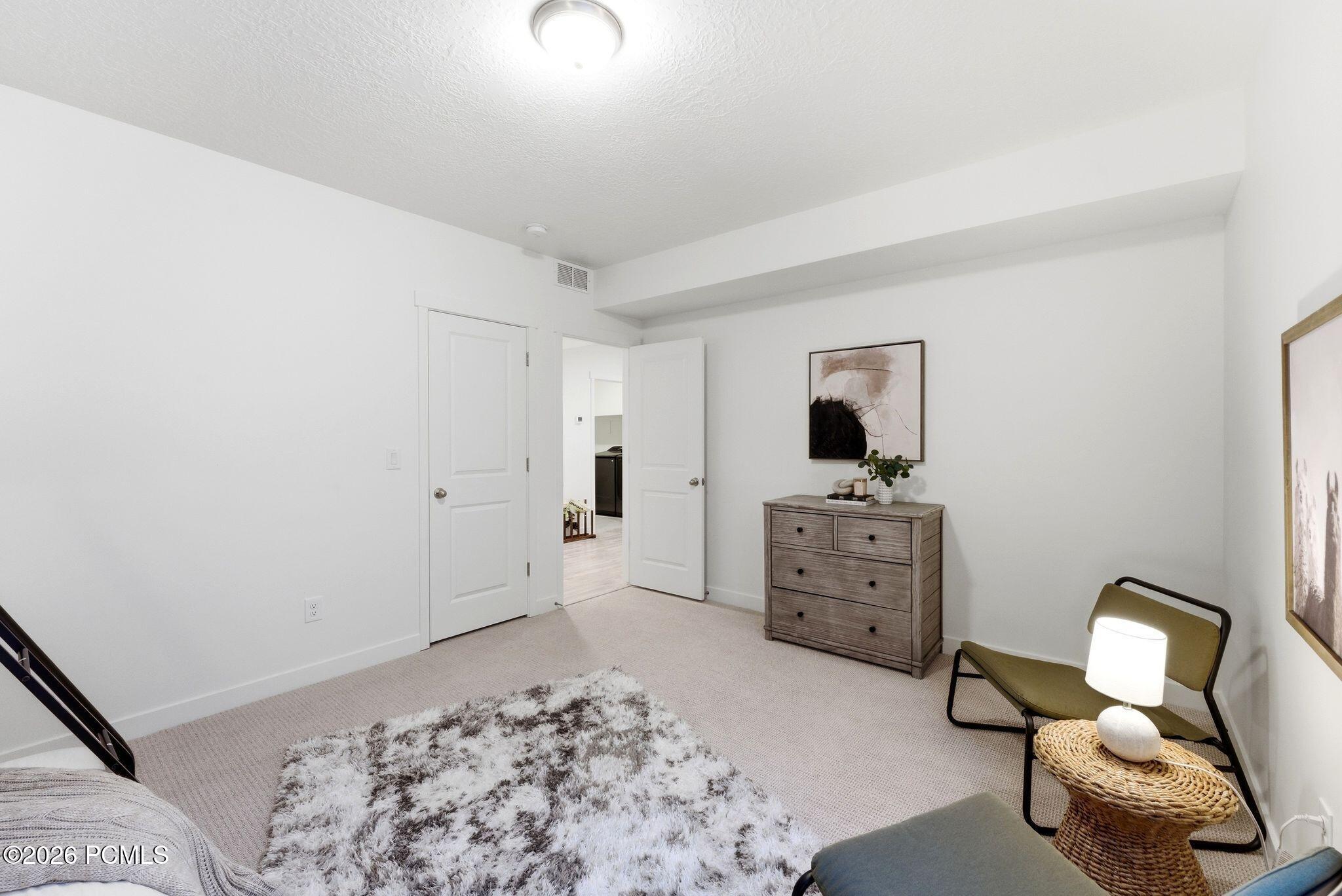 6097 N Brookline Road