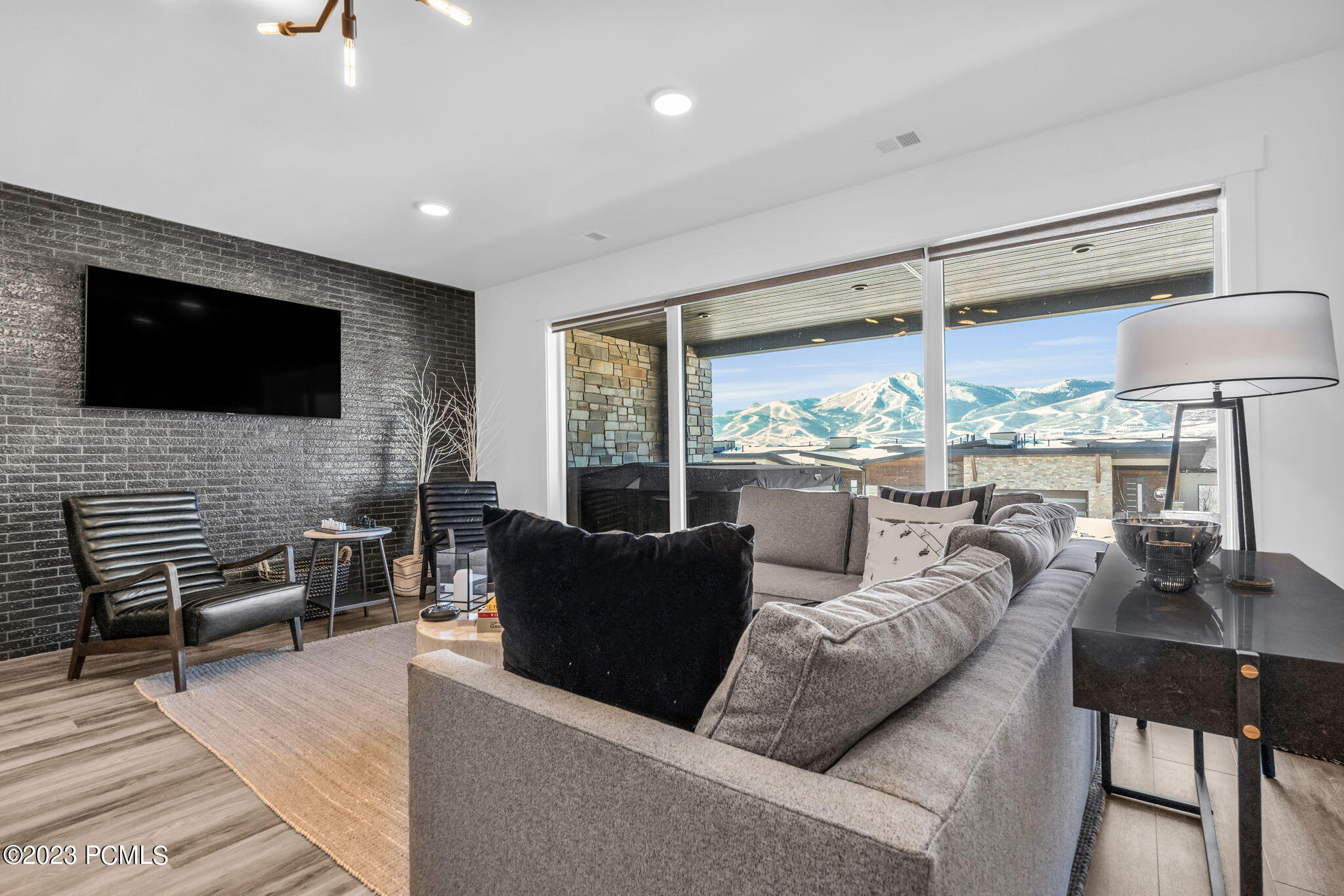 11493 N Upside Drive