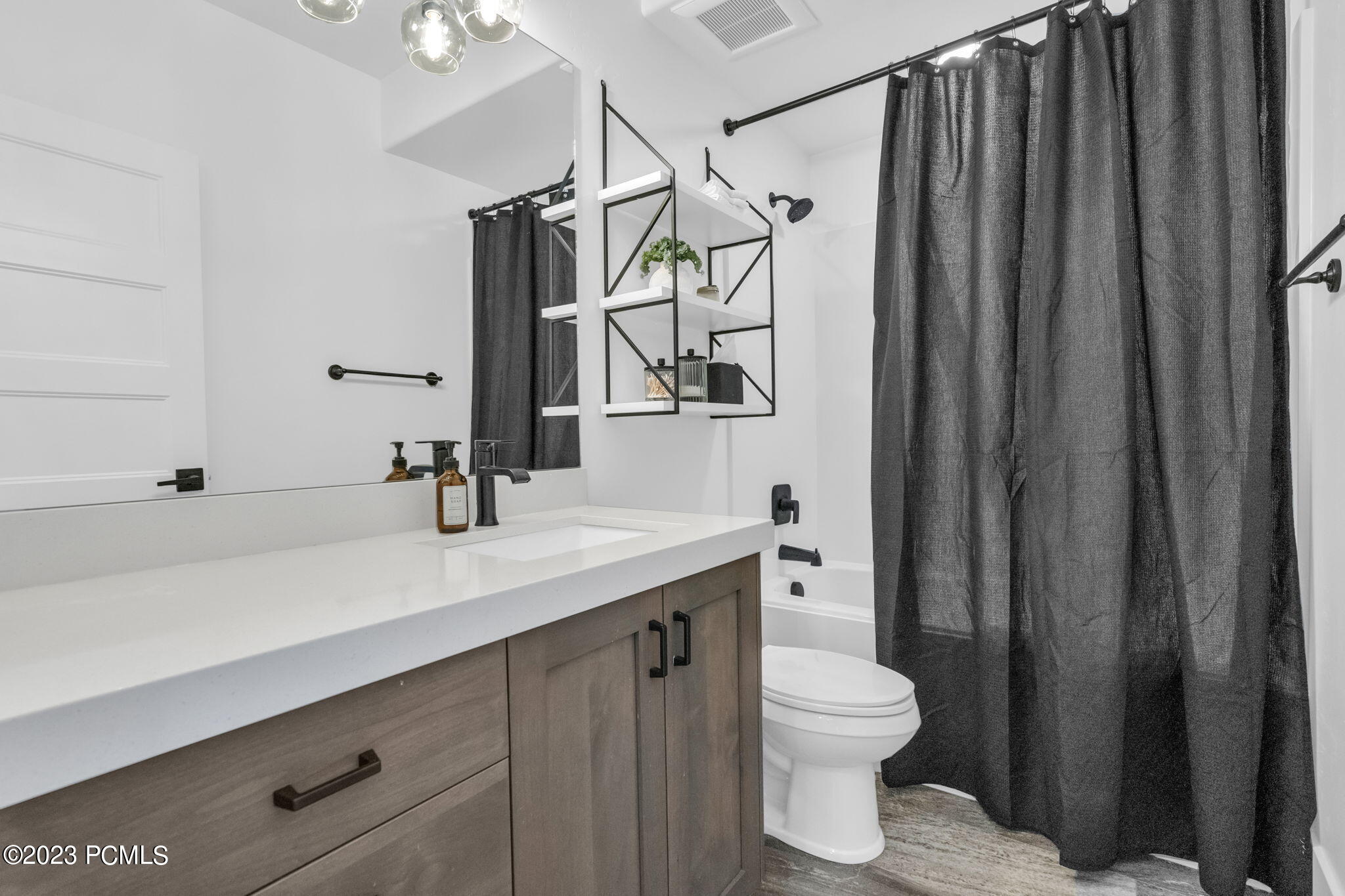 11493 N Upside Drive