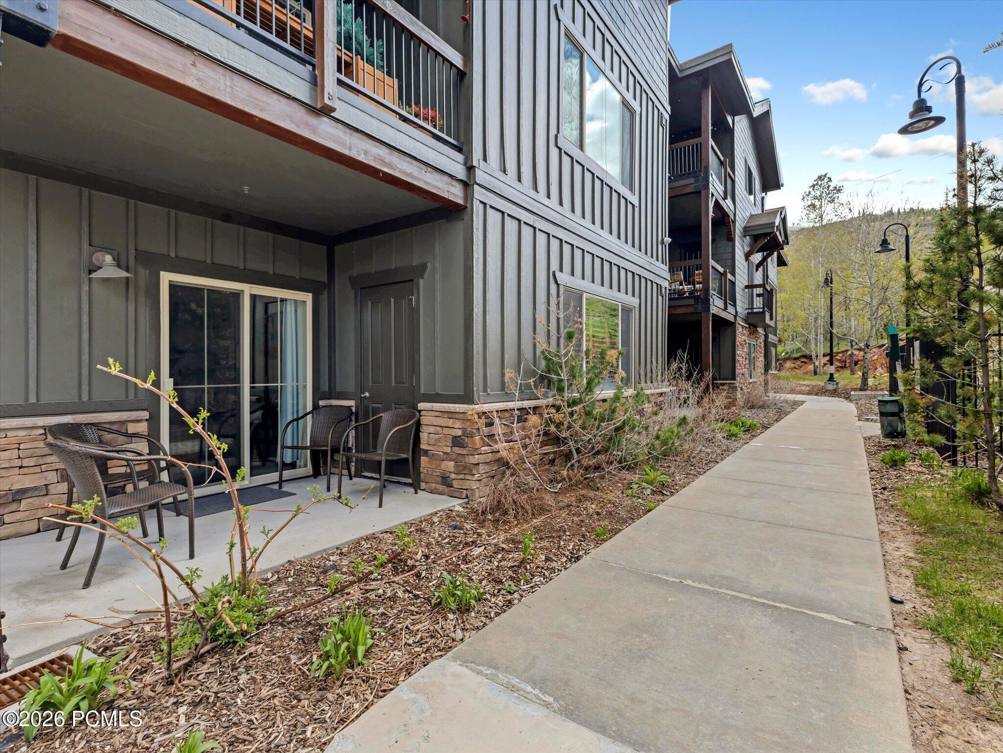 5569 Oslo Lane 3204